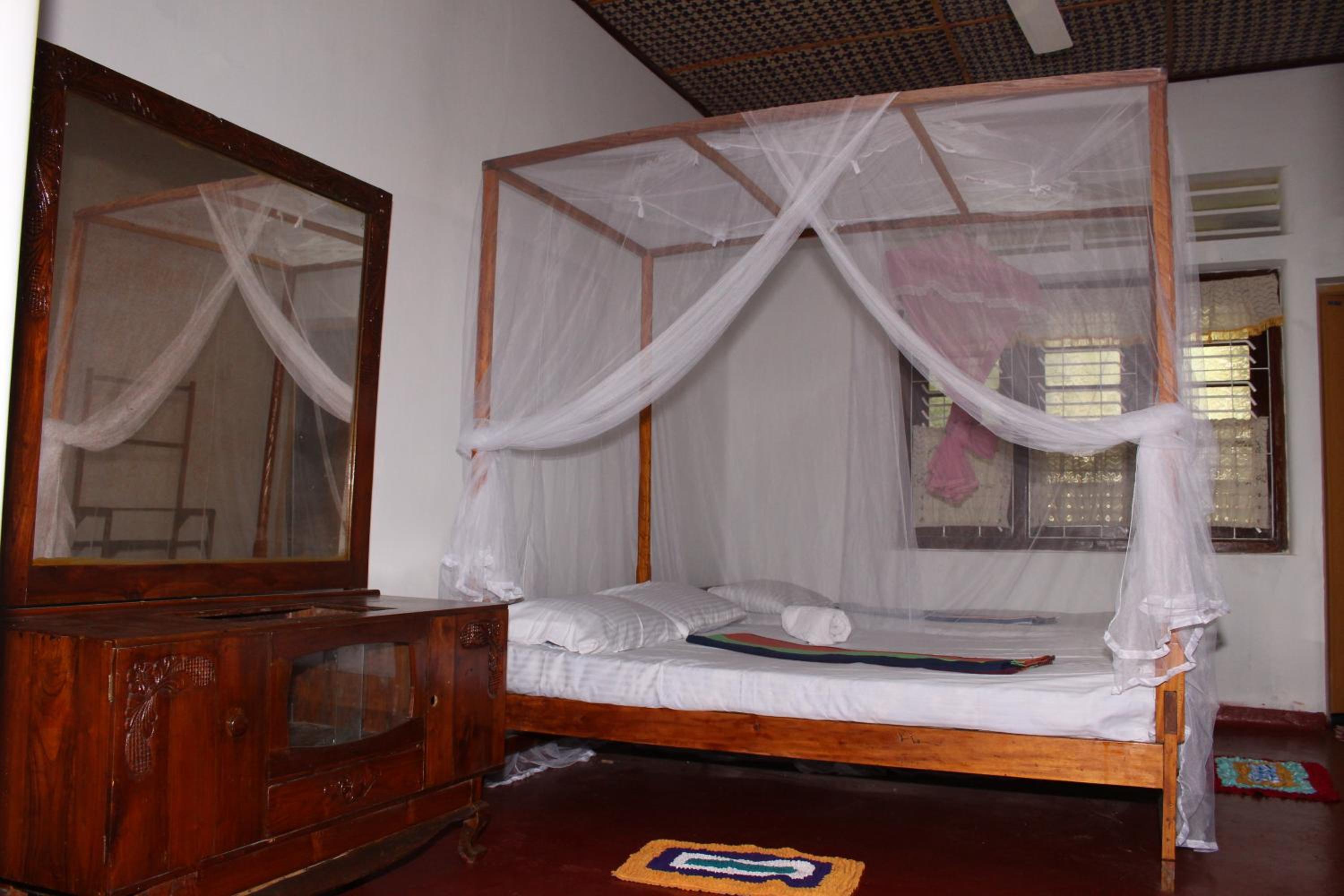 Triple Room with Private Bathroom photo 2