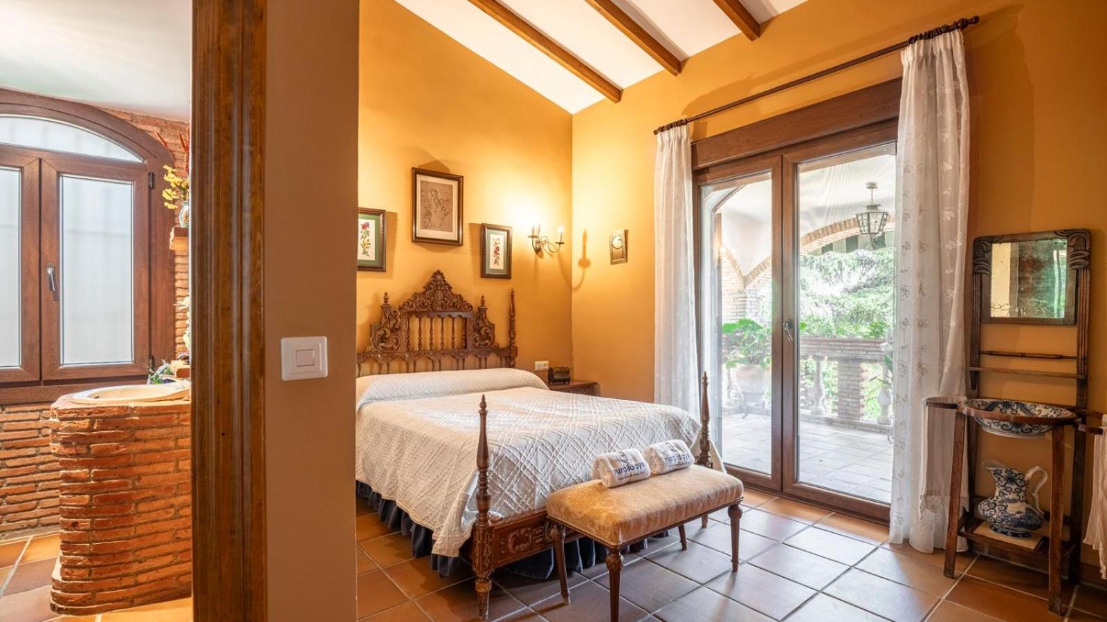 Casa de cuatro habitaciones