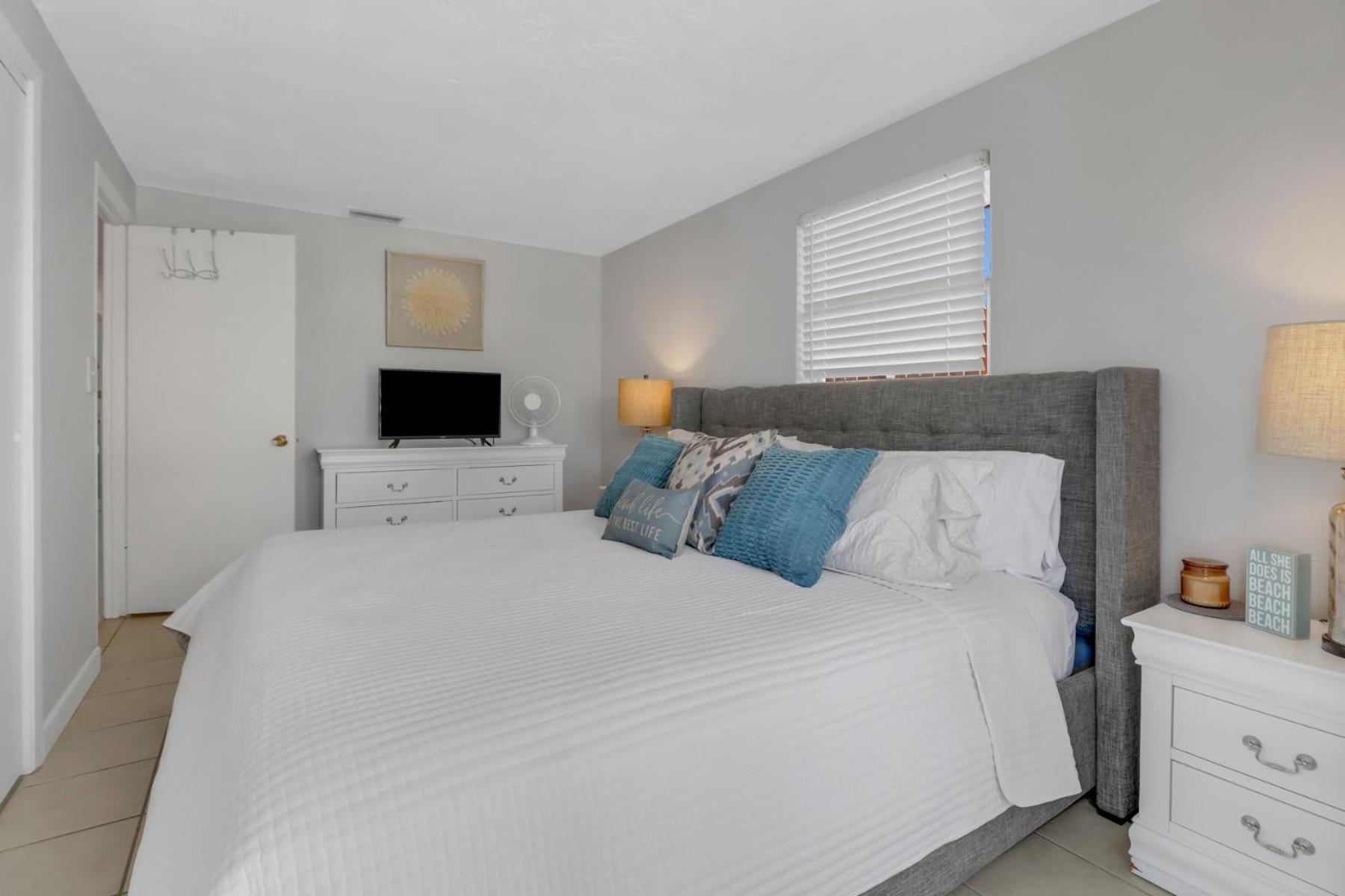Two-Bedroom House photo 1