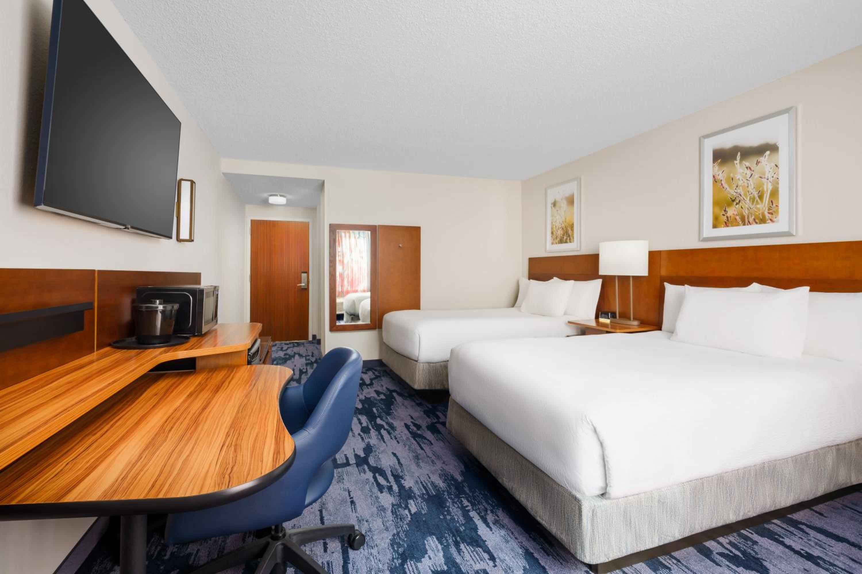 Double Room with Two Double Beds - Photo 1