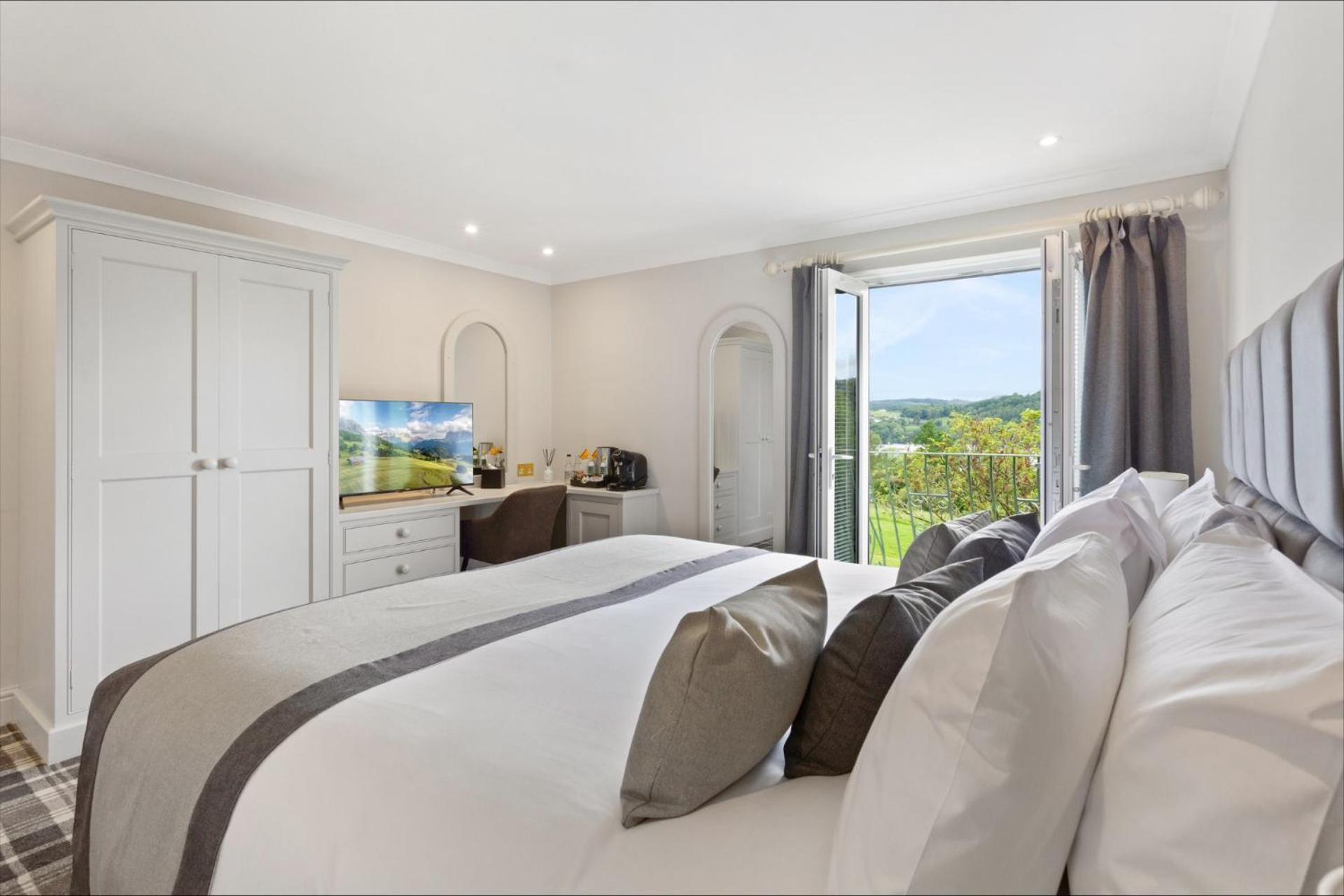 Superior King Room photo 1