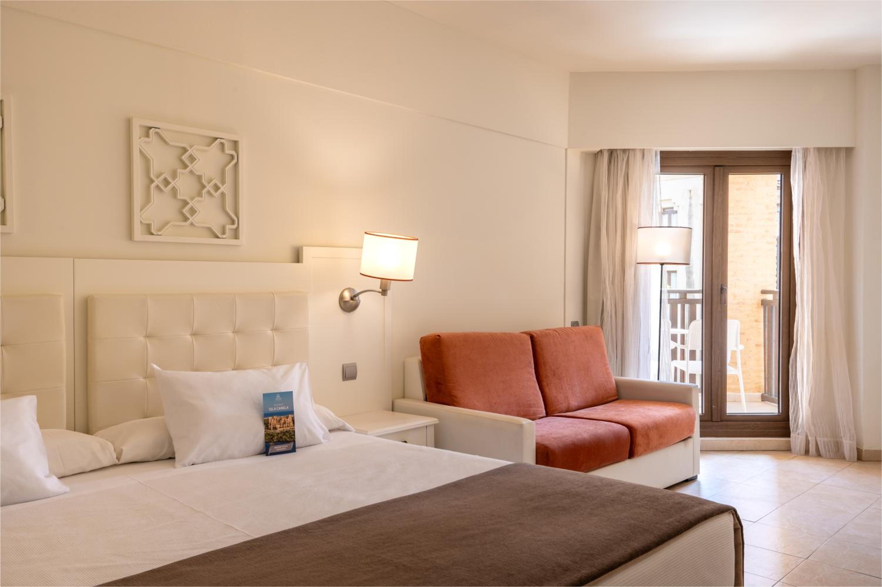 Habitación Familiar con Vista al Lago