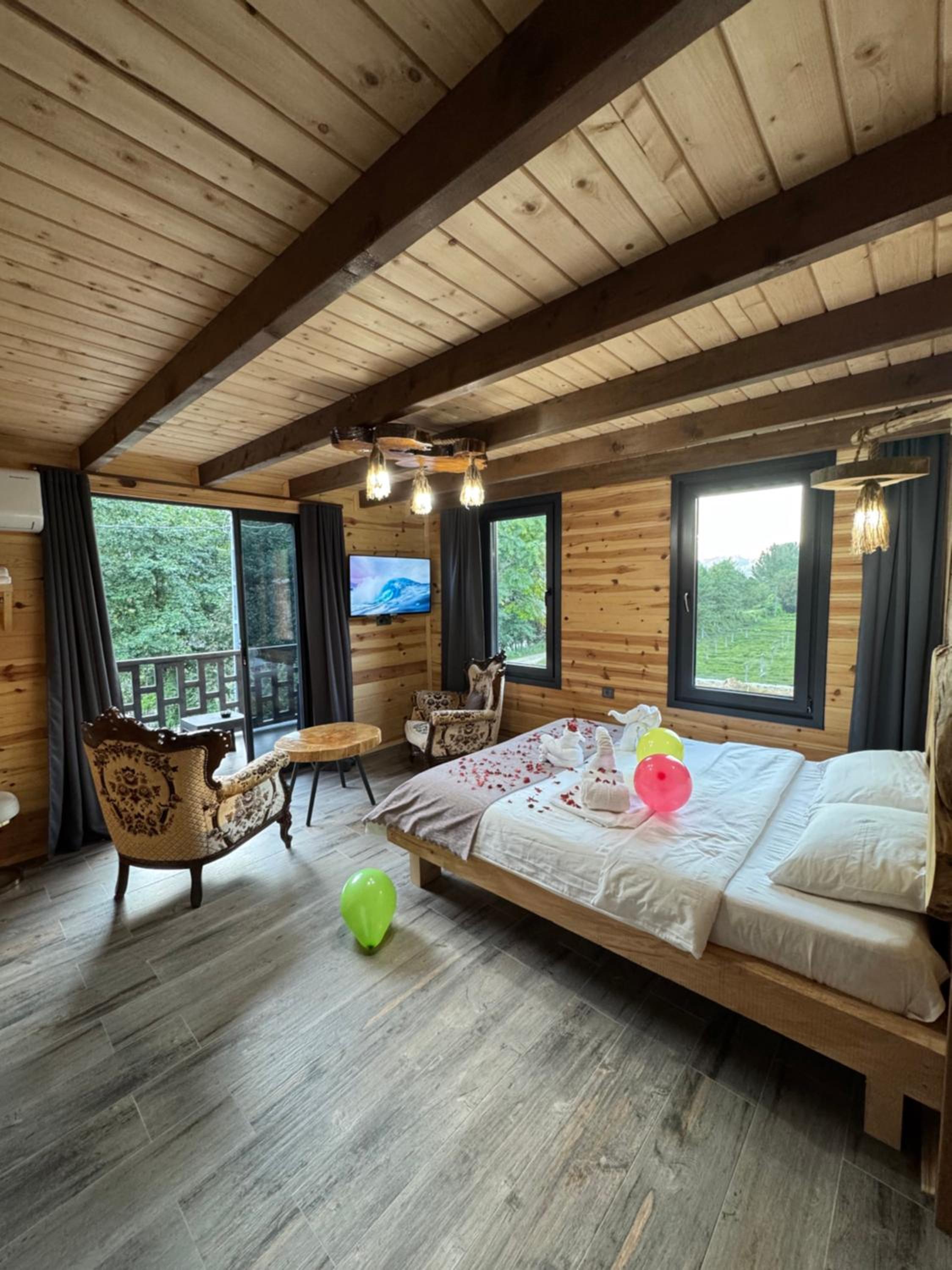 Deluxe Family Suite