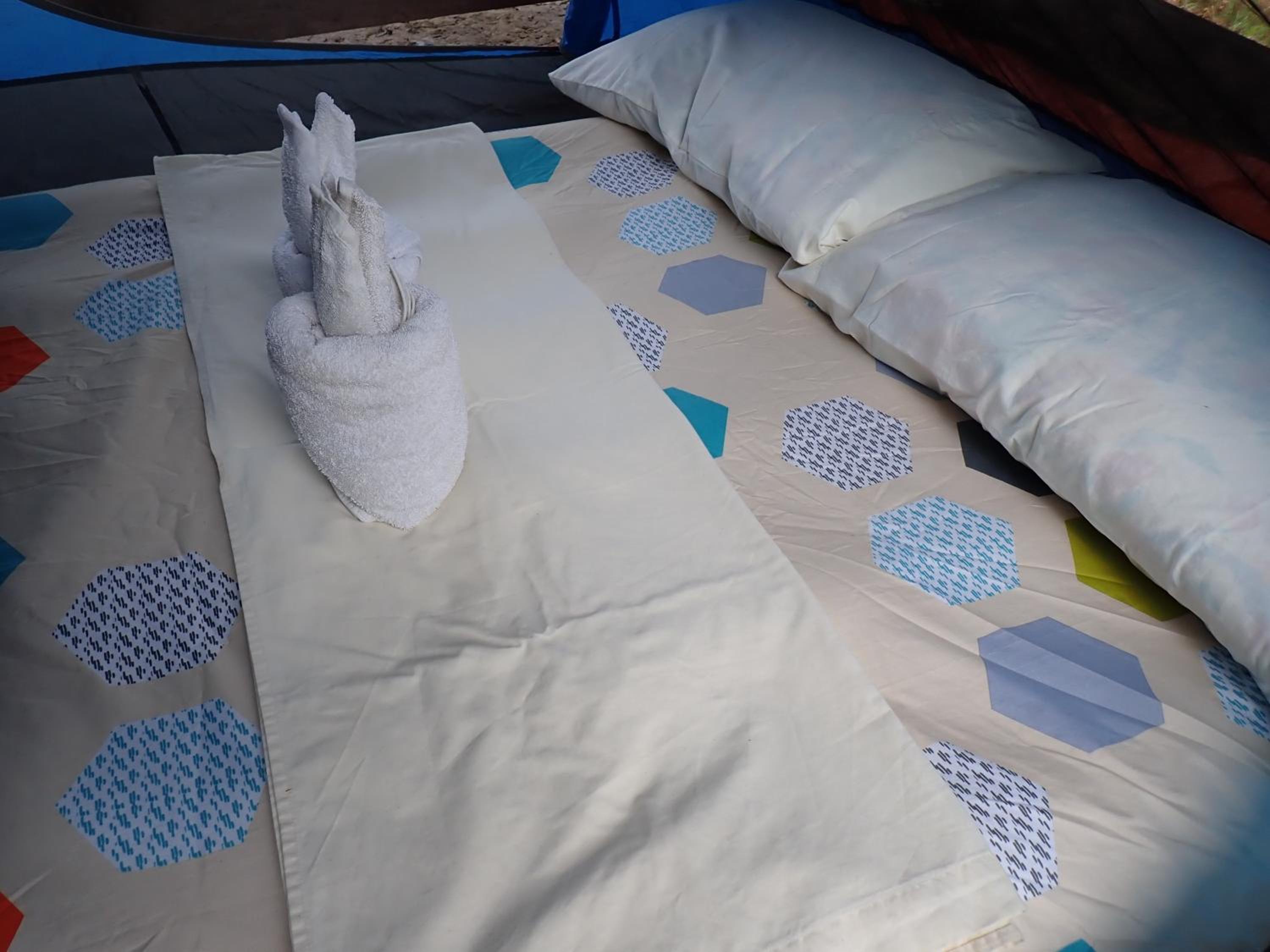Budget Double Room - Photo 6