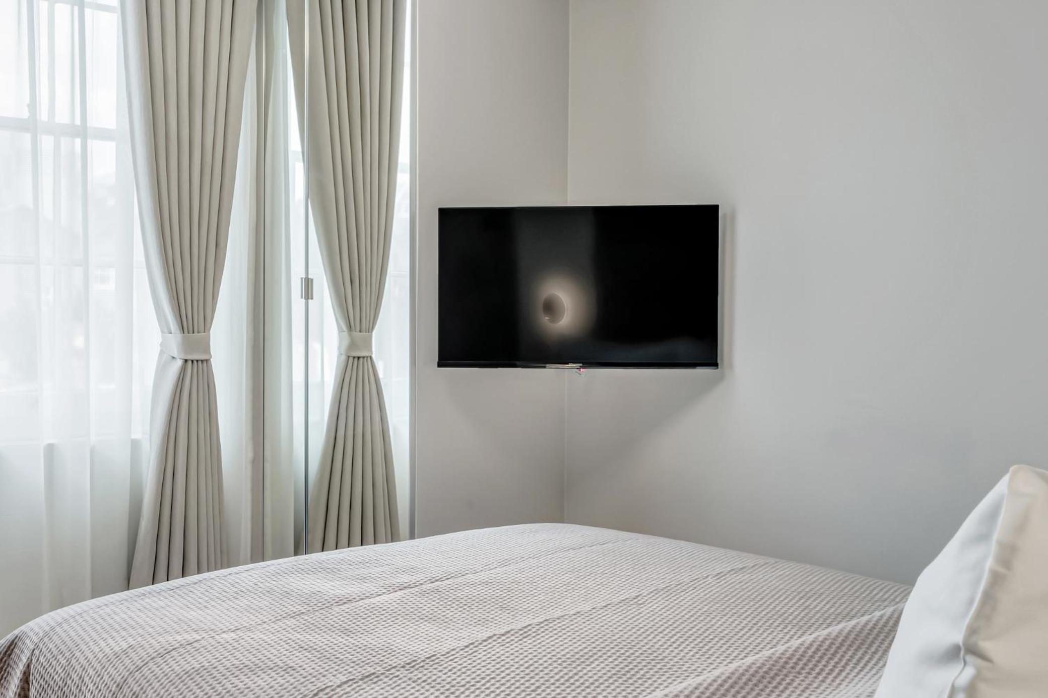 Classic Studio Suite photo 3