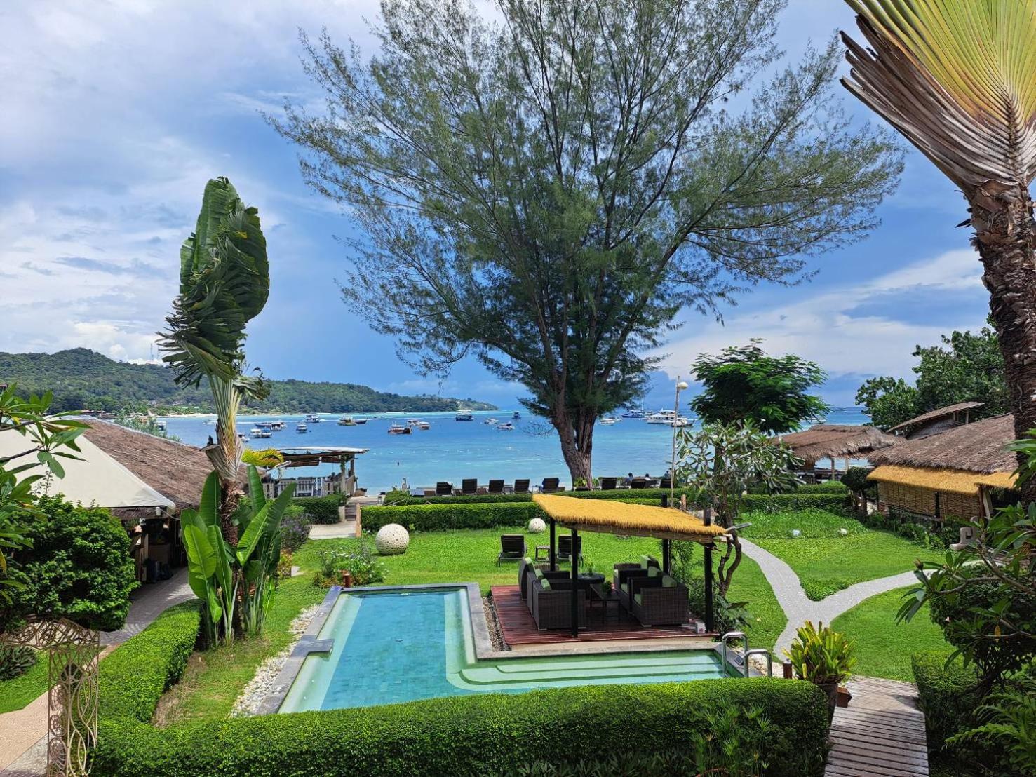 Deluxe Double or Twin Room with Sea View - Photo 6
