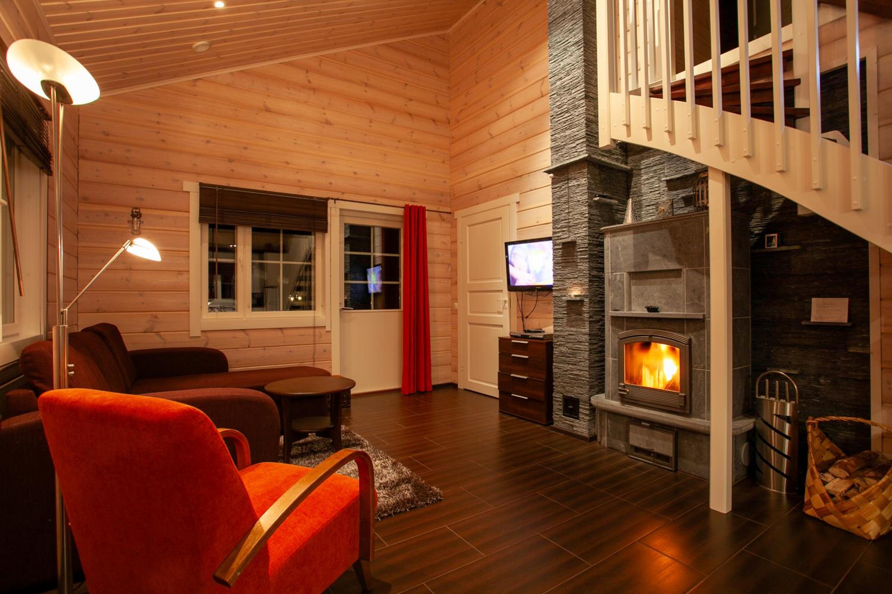 Three-Bedroom Apartment photo 1
