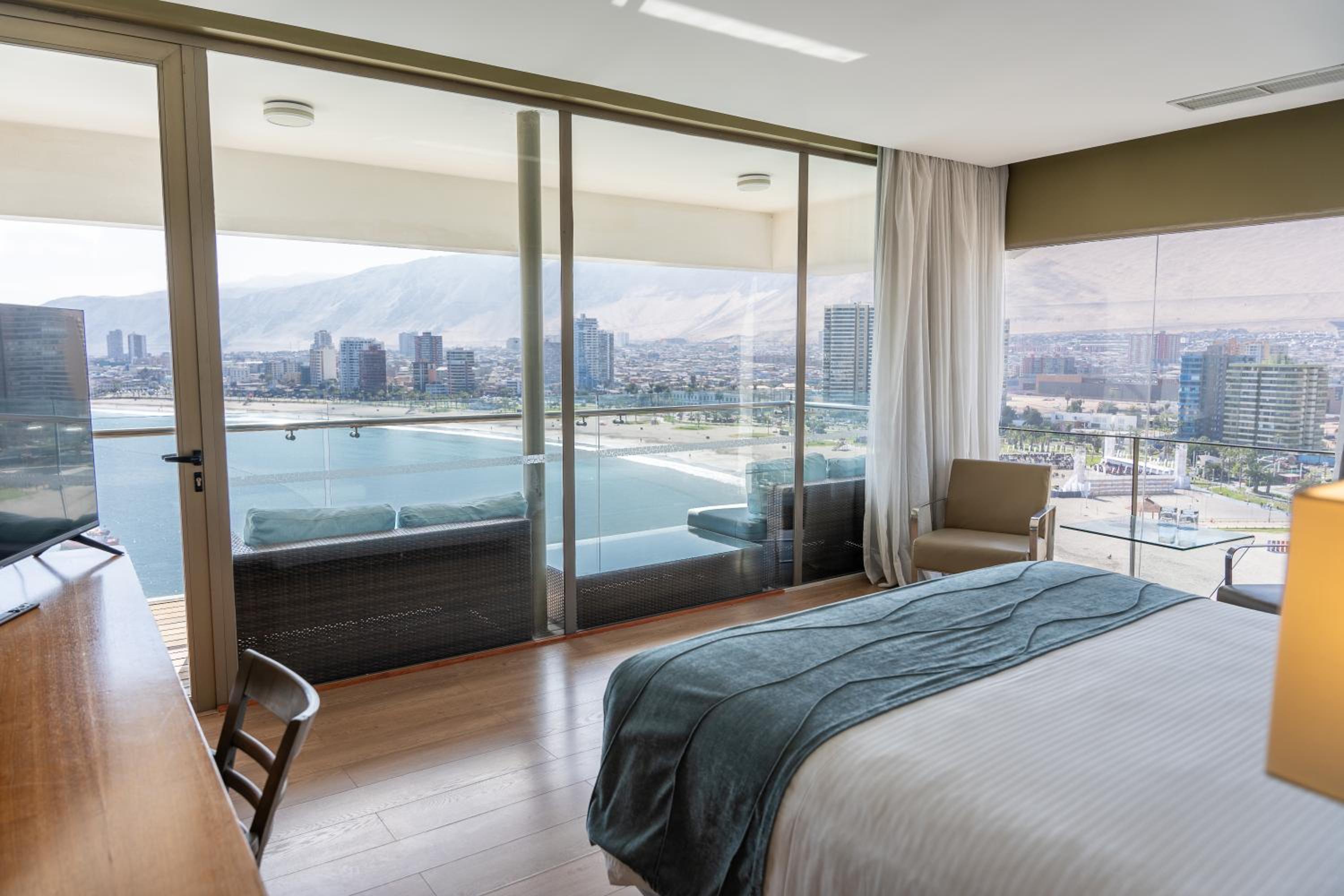 Queen Room with Sea View