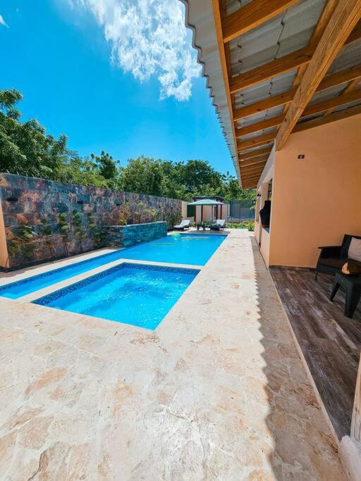 Three-Bedroom Villa photo 1