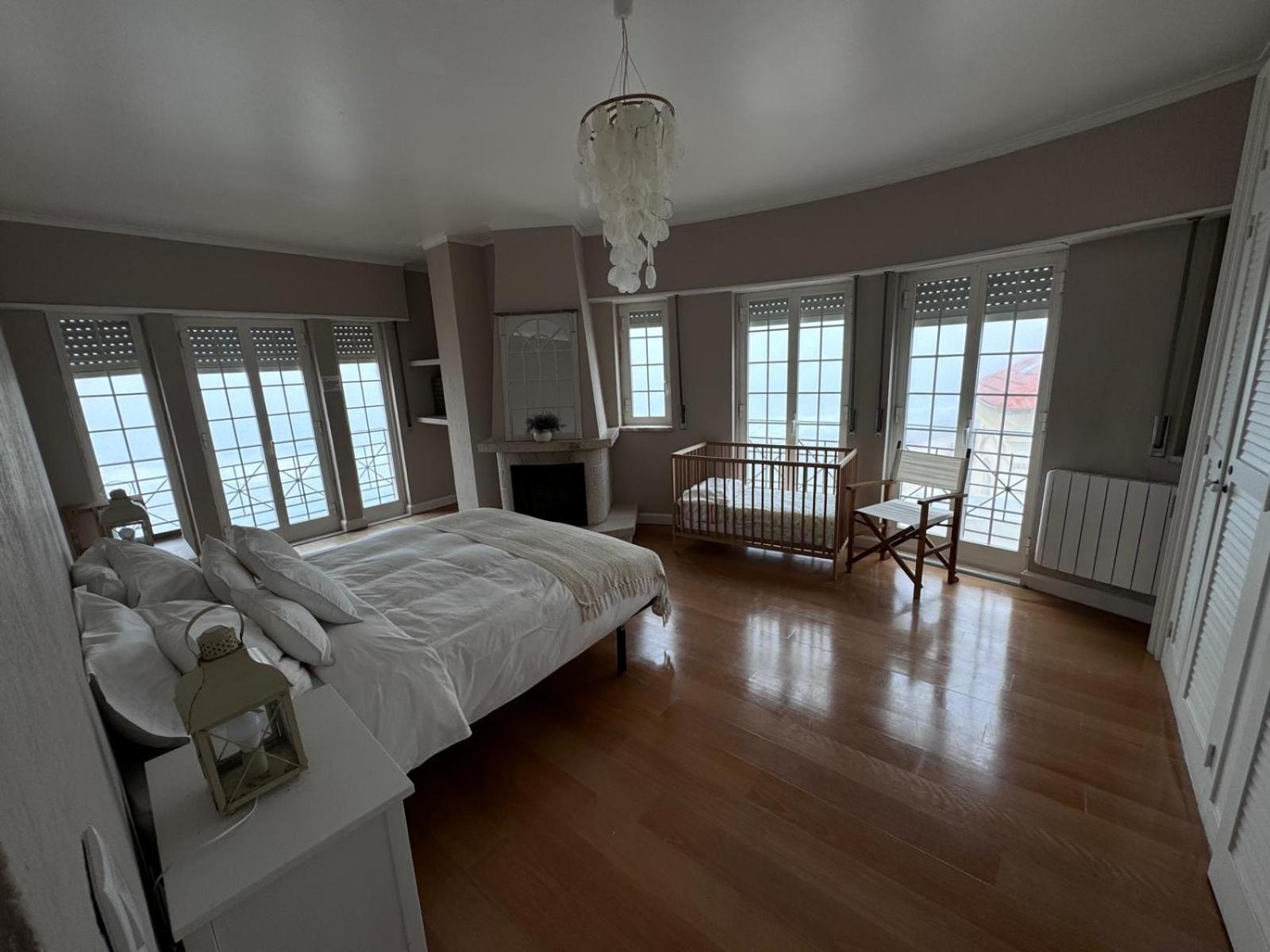 Deluxe Double Room with Balcony and Sea View photo 2