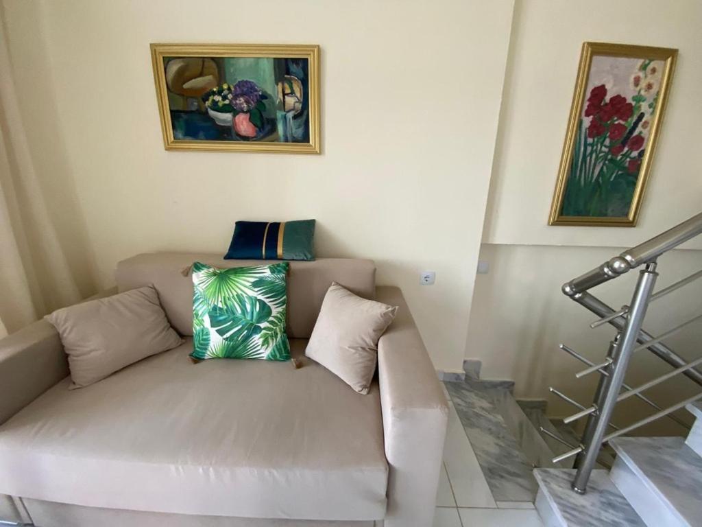 Three-Bedroom Villa photo 3
