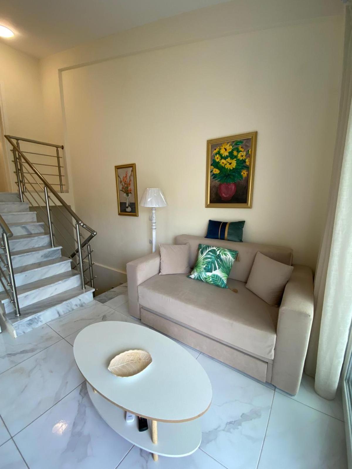 Maisonette photo 2