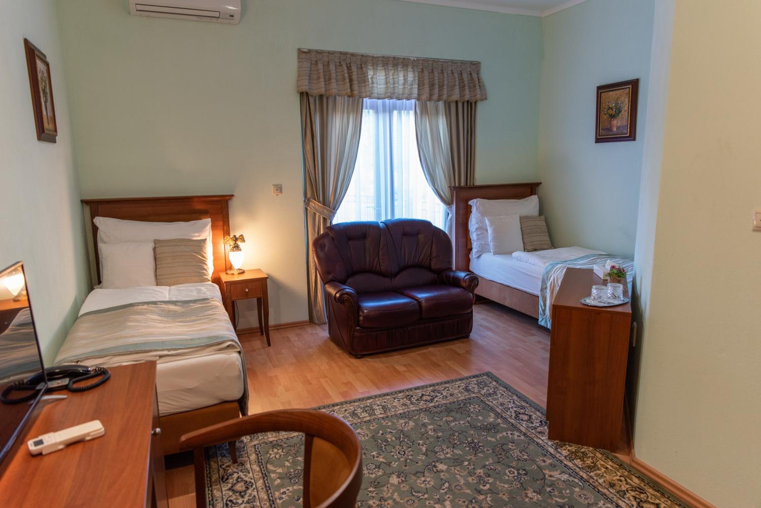 Twin Room - Disability Access