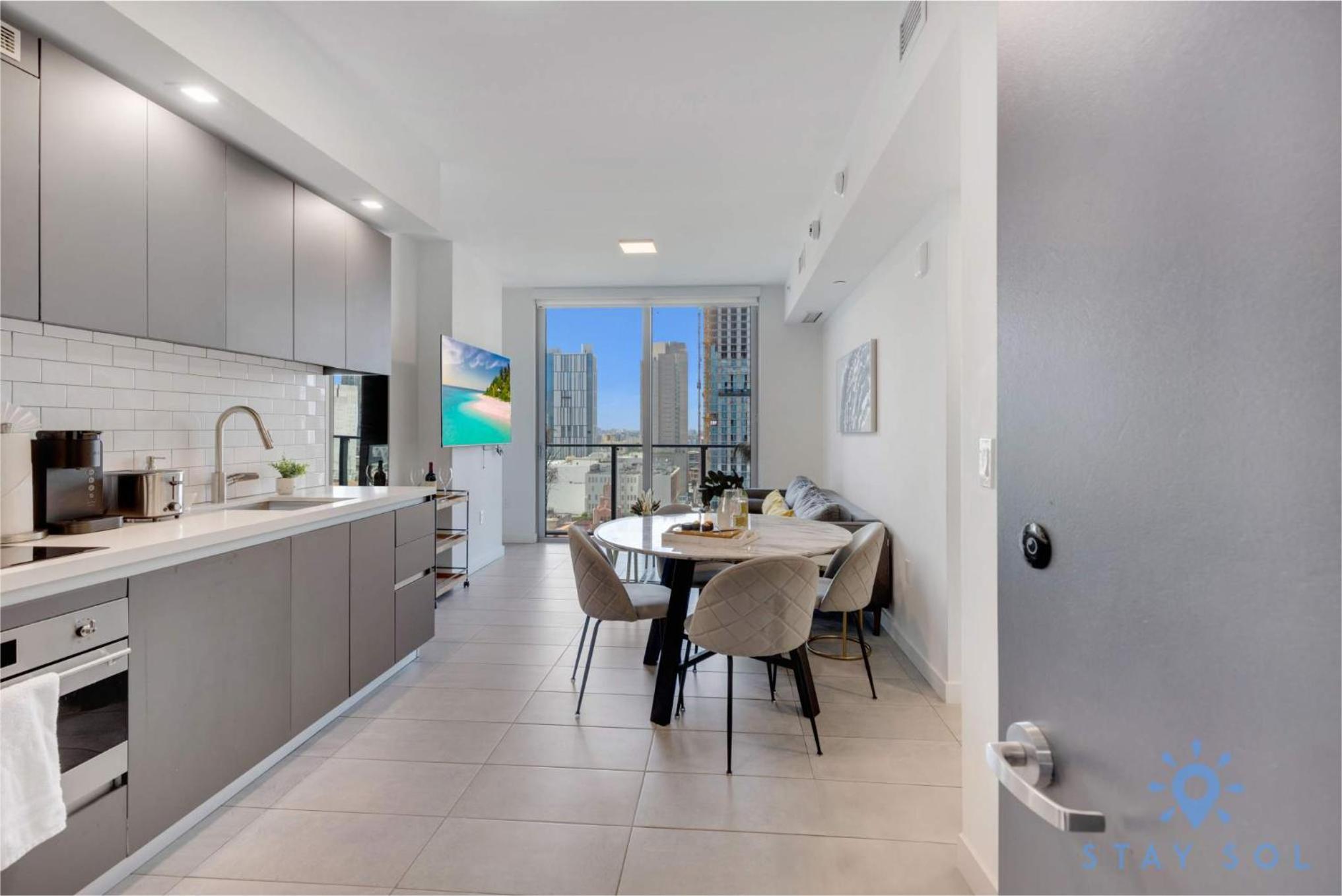 Apartment photo 3