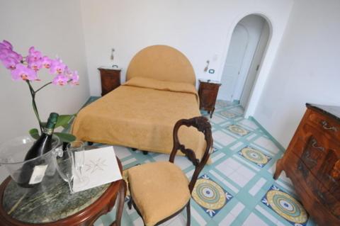 Double Room with Sea View - Photo 3