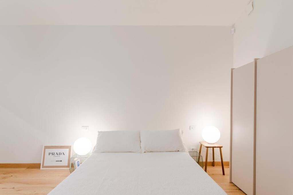 Studio Apartment with Balcony