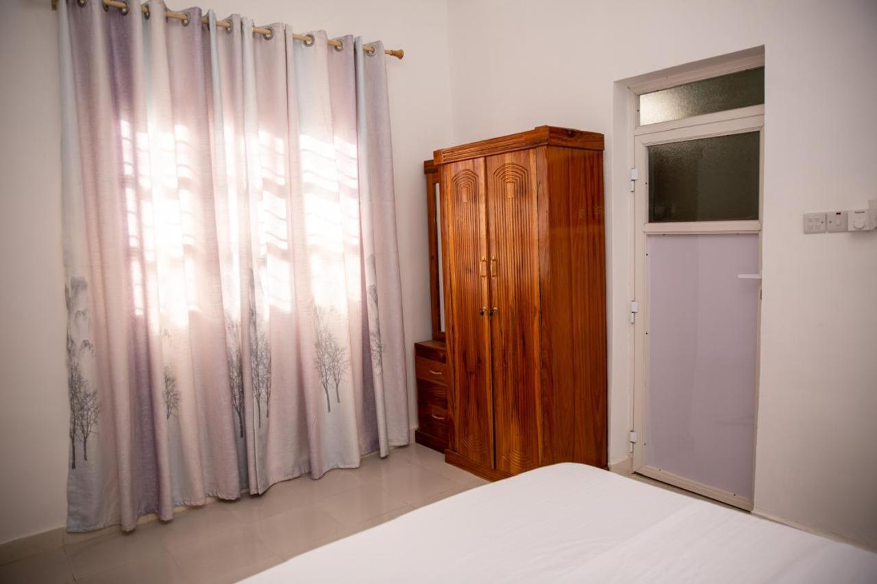 Three-Bedroom House photo 2