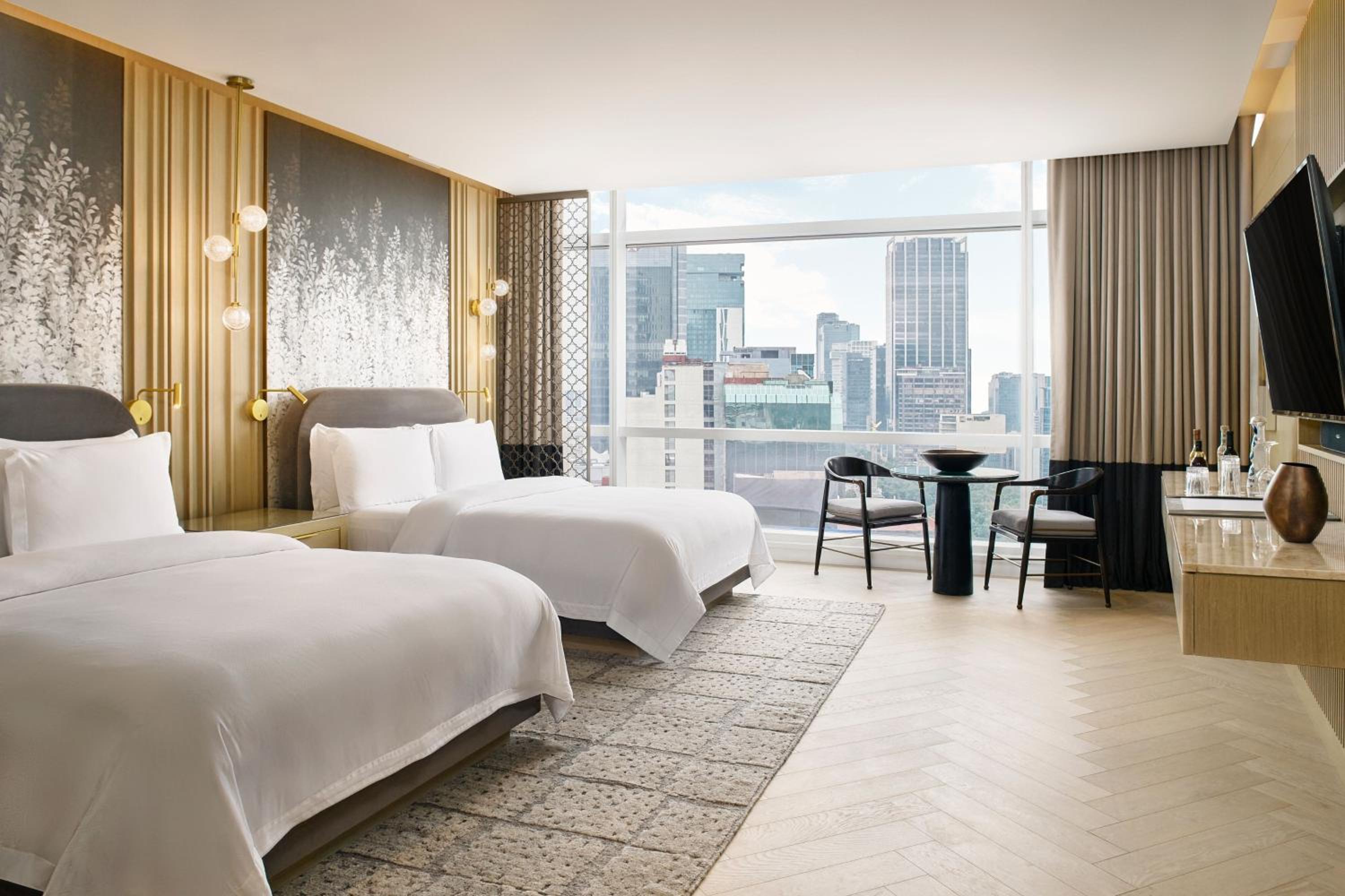 Grand Deluxe Butler Service, Guest room, 2 Queen
