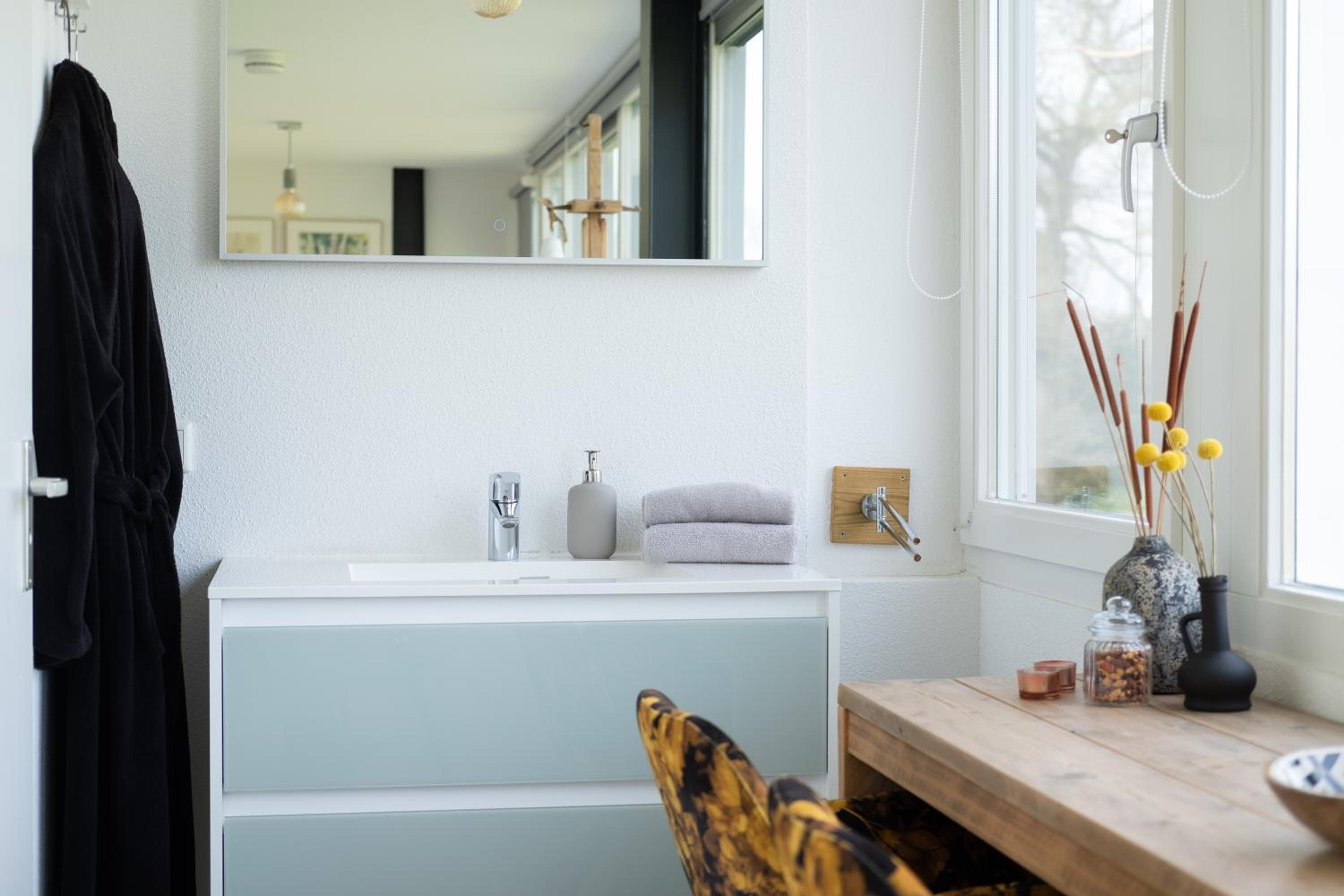 Deluxe Double Room with Bath photo 2