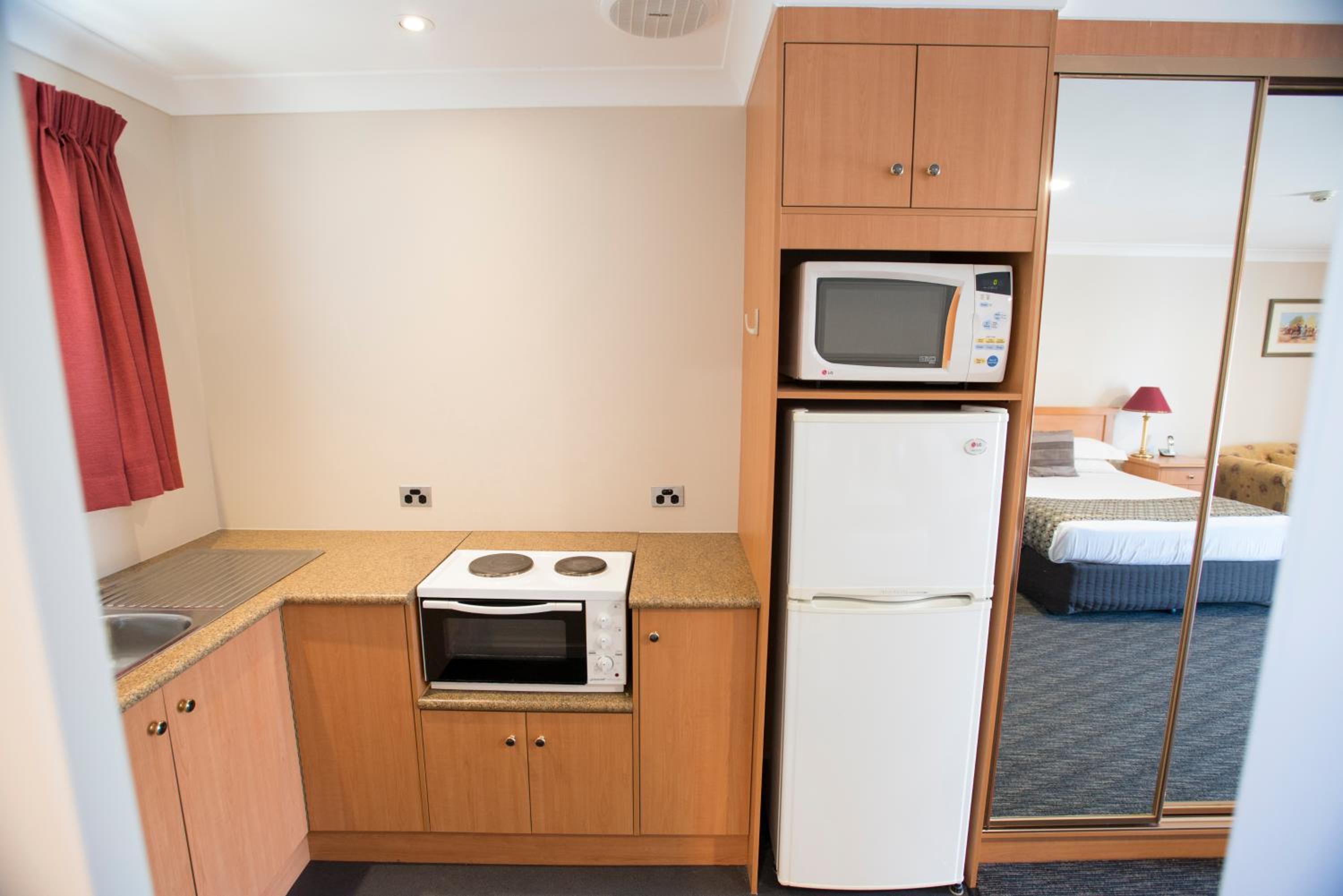 Executive Twin Room - Photo 2