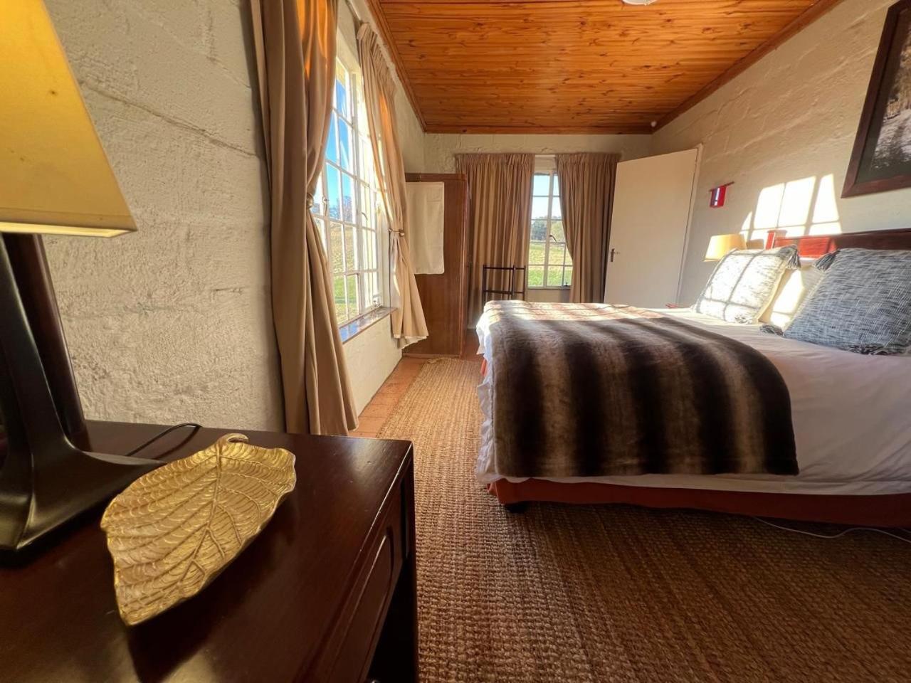 Four-Bedroom House photo 2