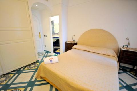 Double Room with Sea View - Photo 1