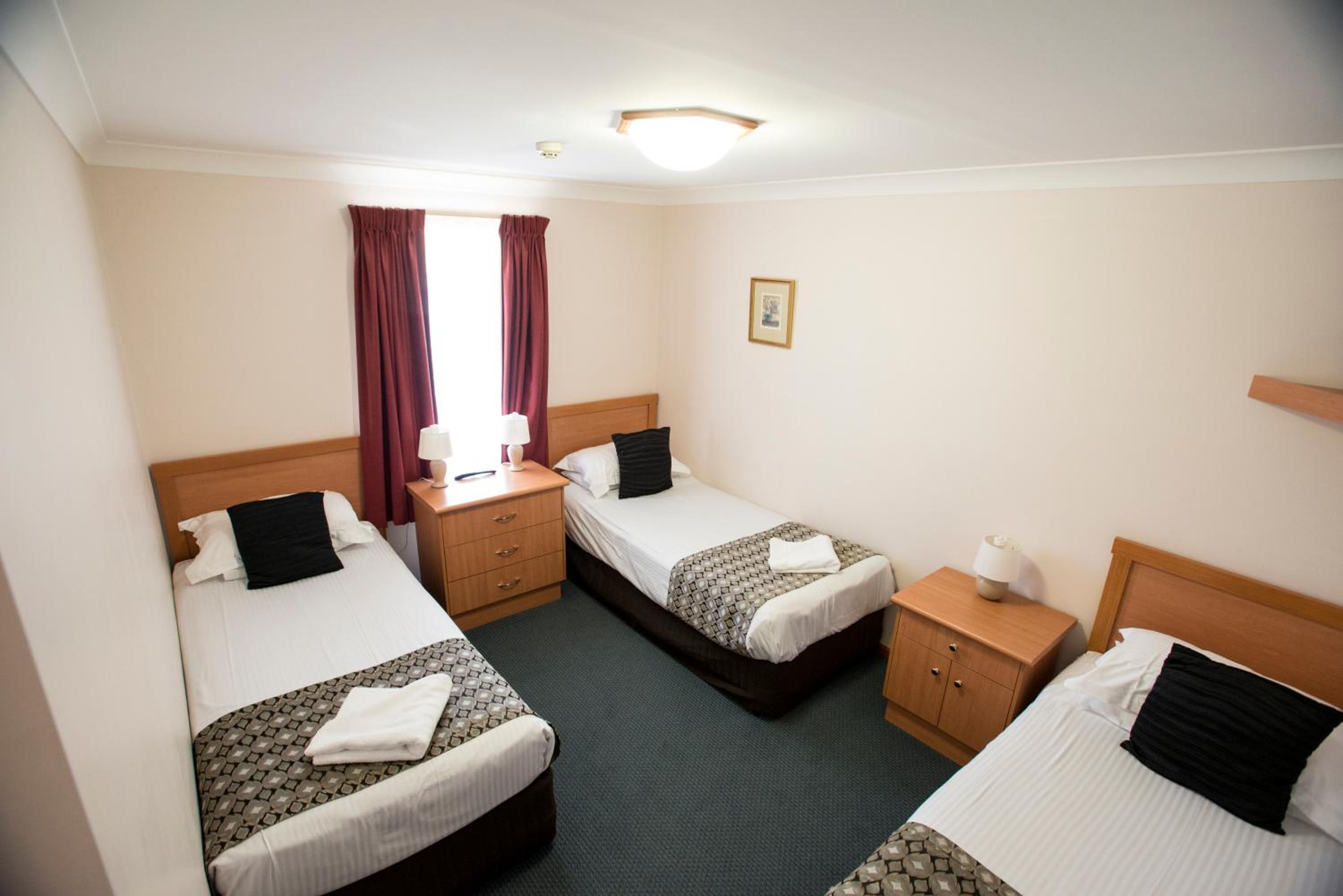 Executive Two-Bedroom Suite - Photo 4