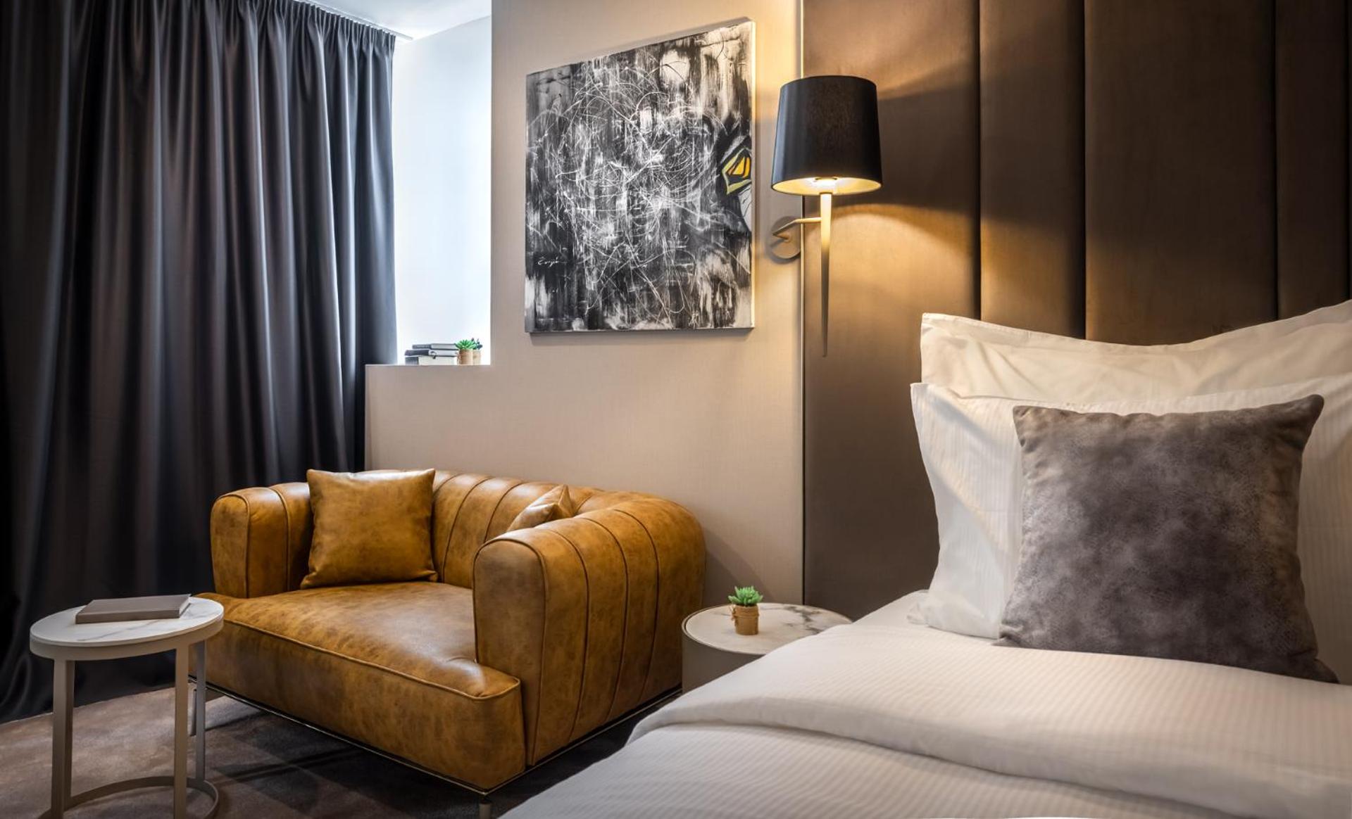 Superior Triple Room photo 3
