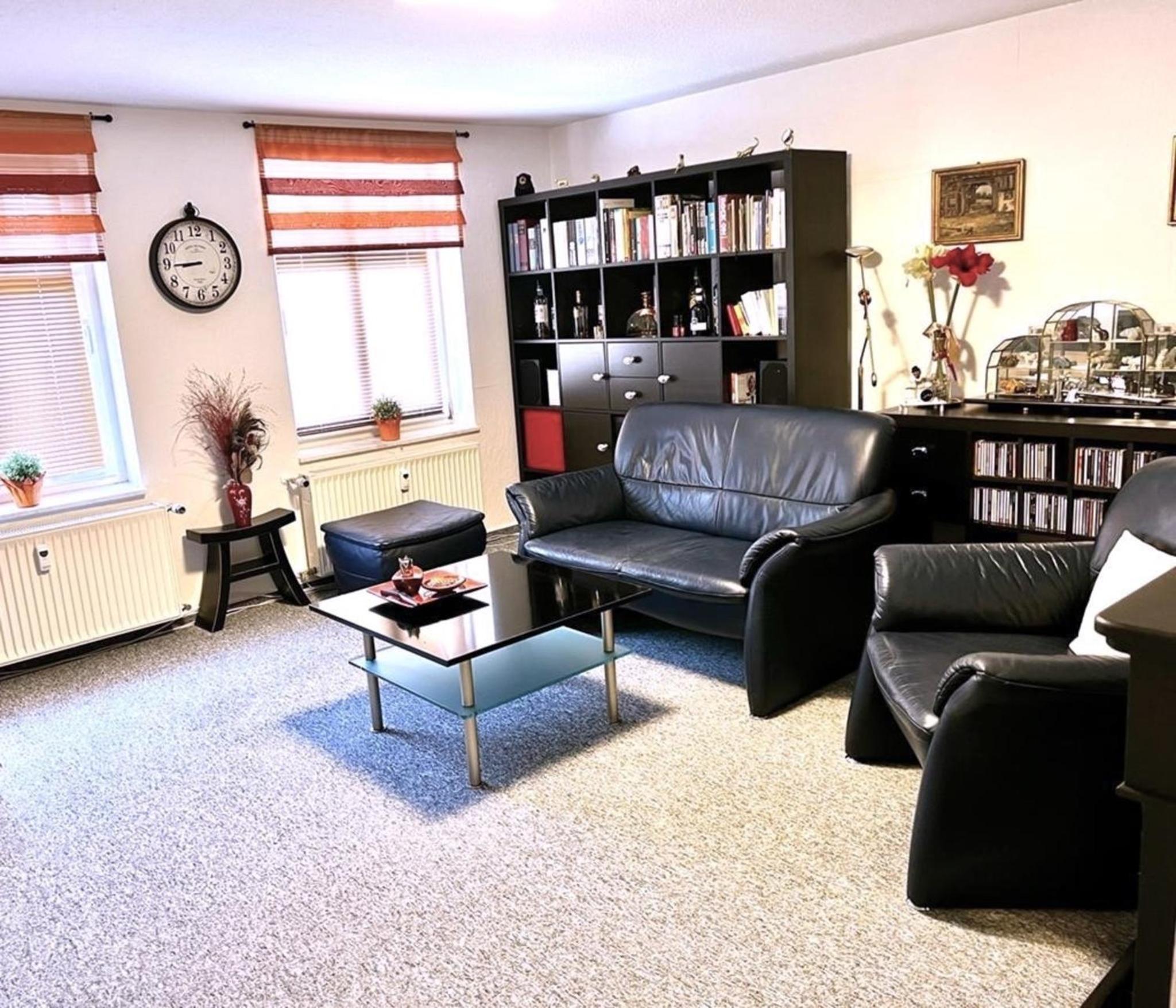 Apartment photo 2