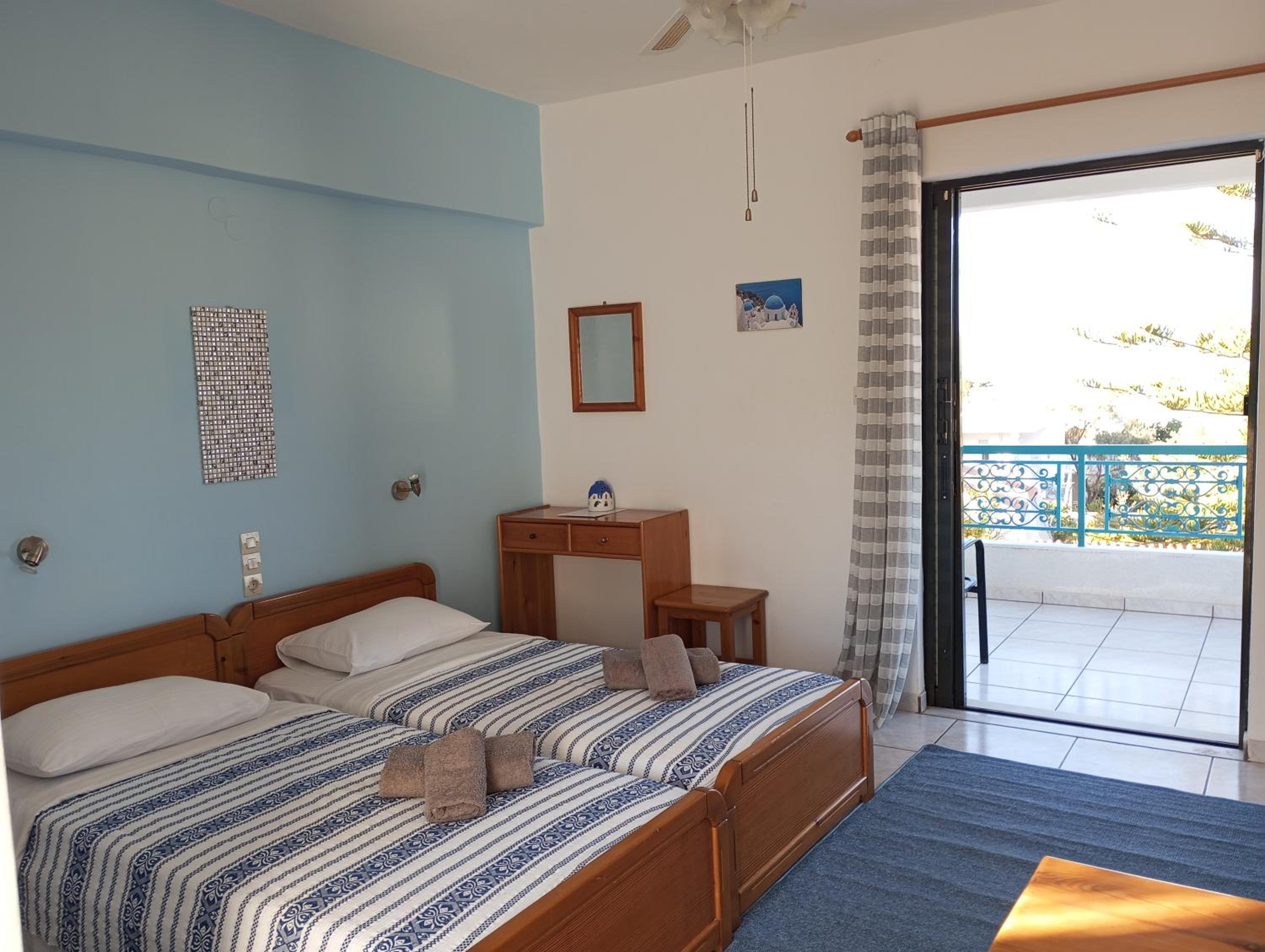 Twin Room with Pool View