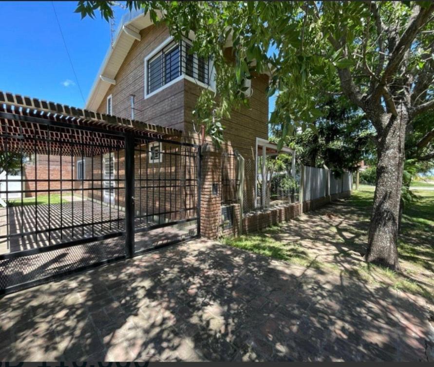 One-Bedroom House photo 2