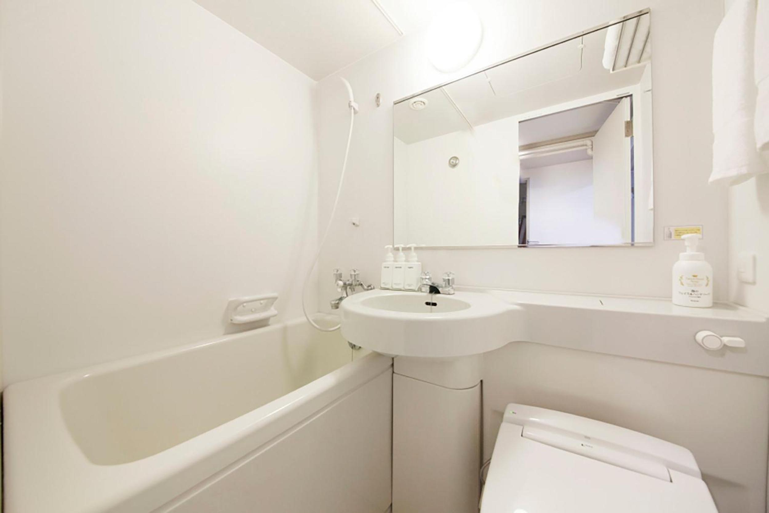 Twin Room - Smoking photo 3