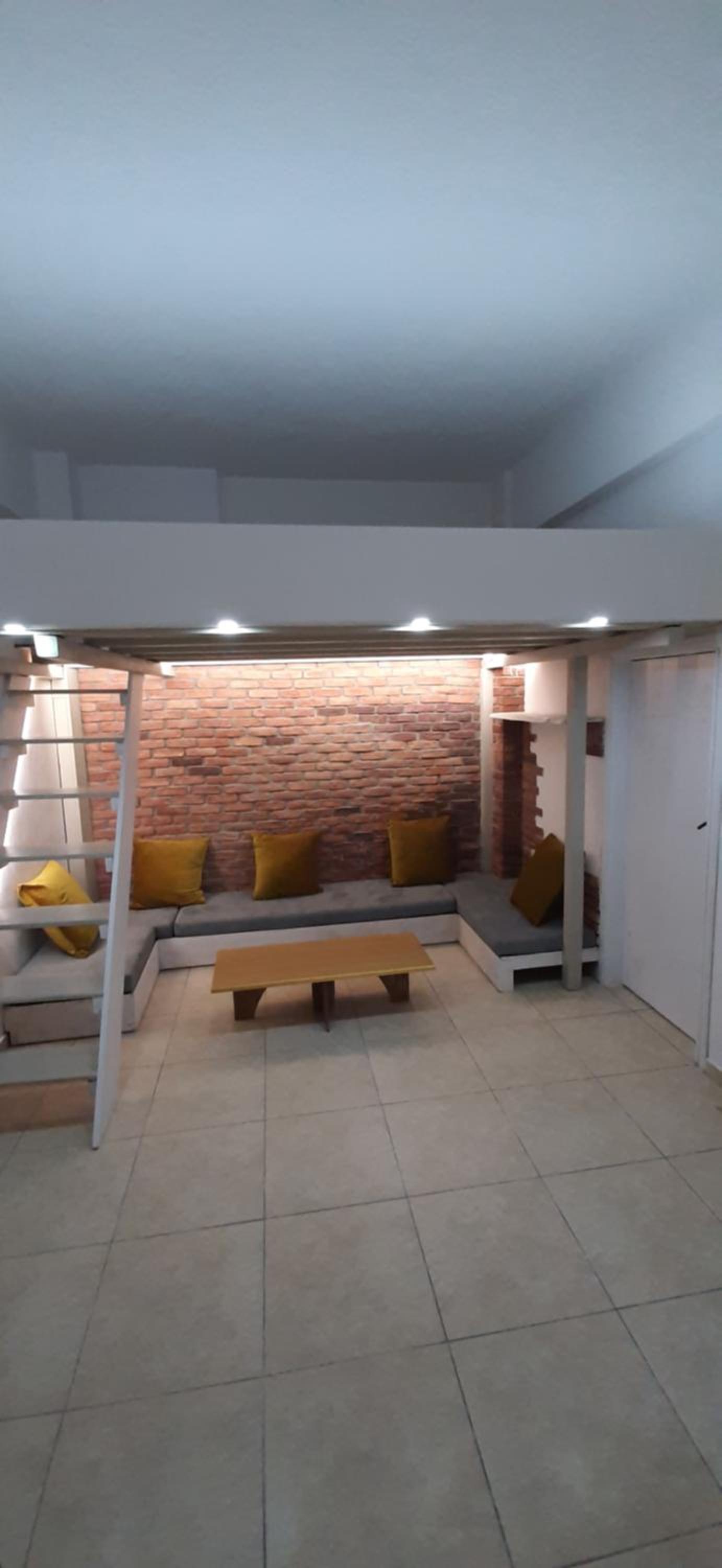 One-Bedroom Apartment with View photo 3