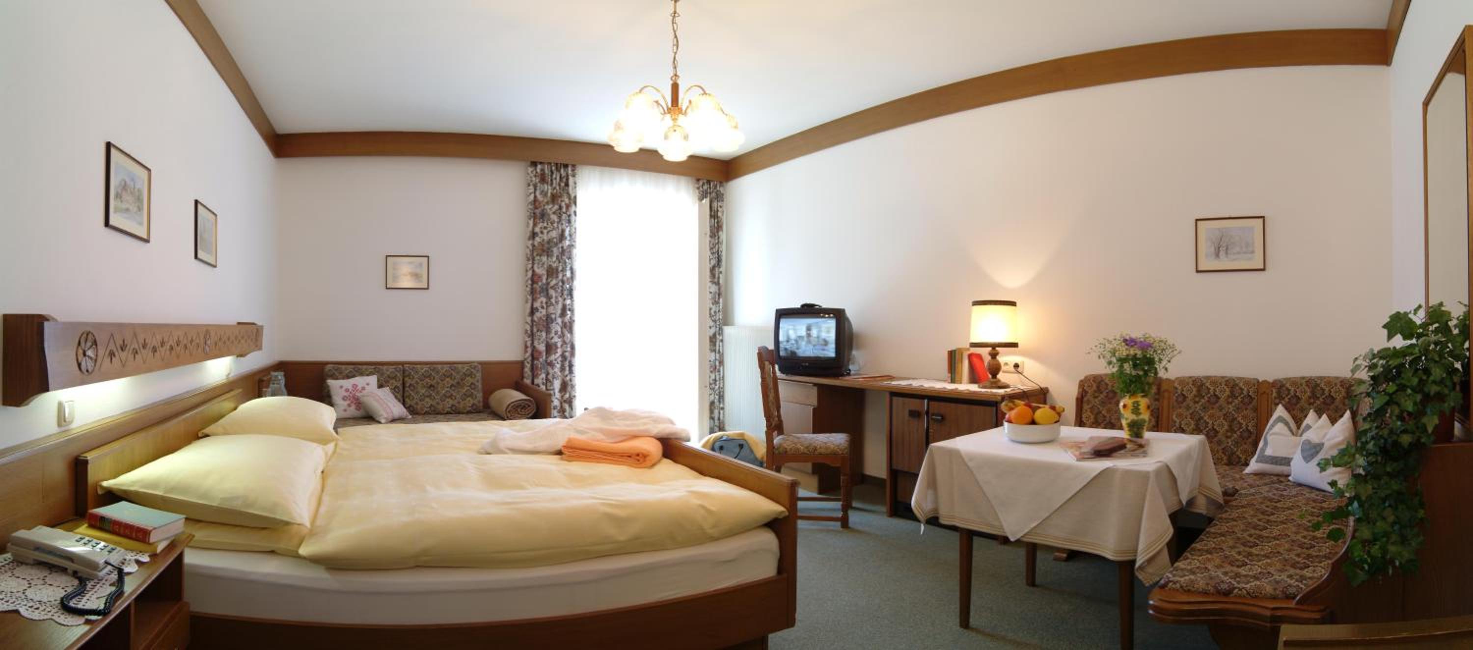 Basic Triple Room