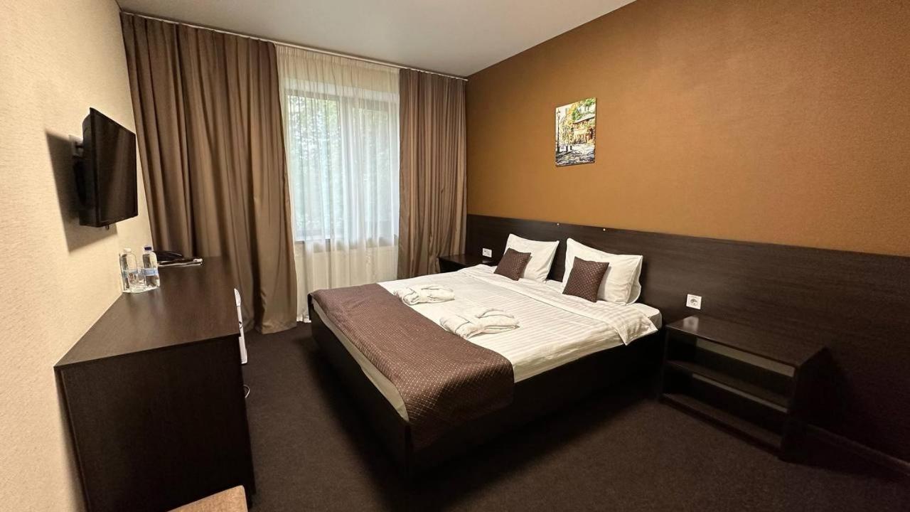 Two-Bedroom Suite