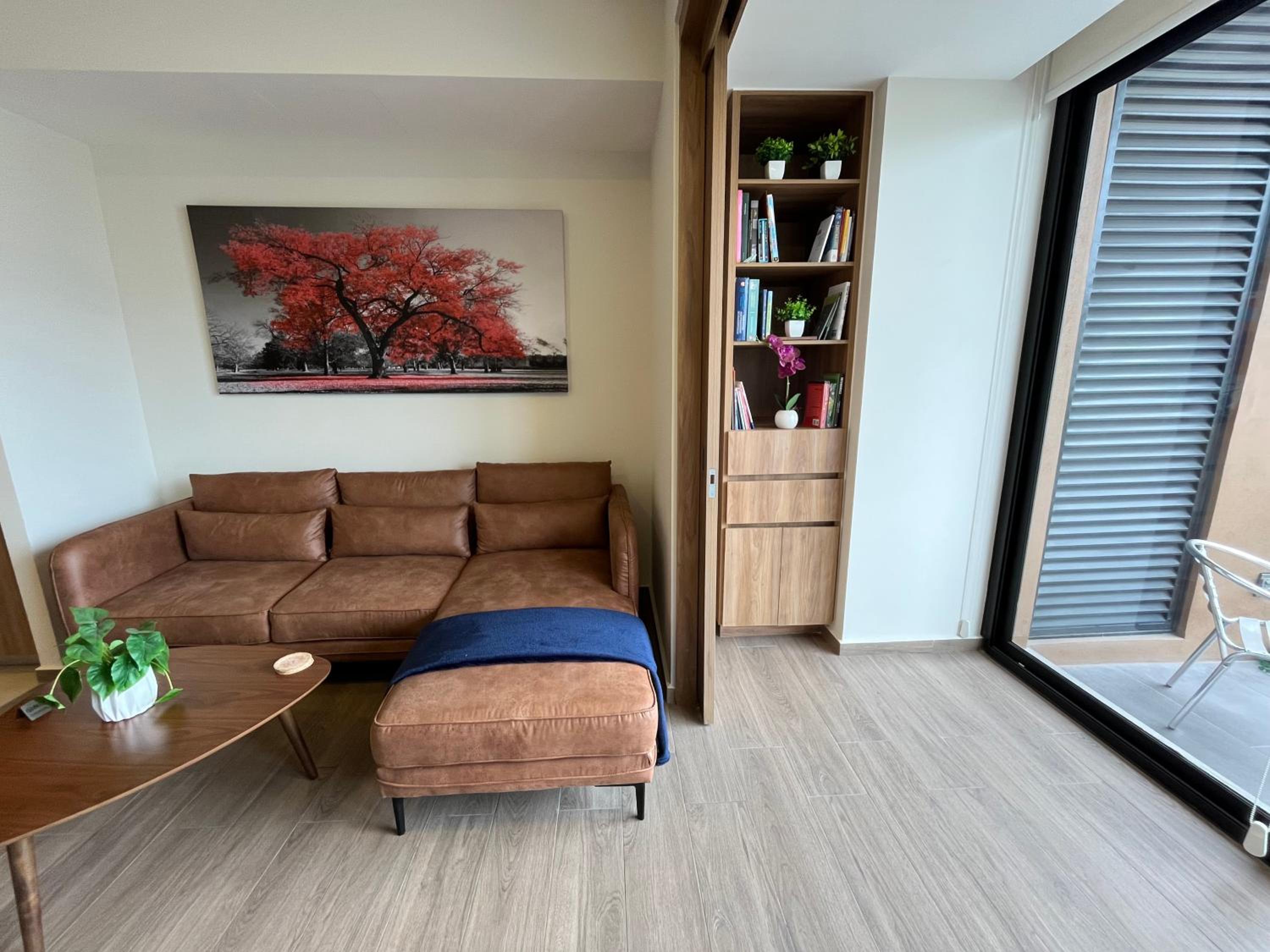 One-Bedroom Apartment