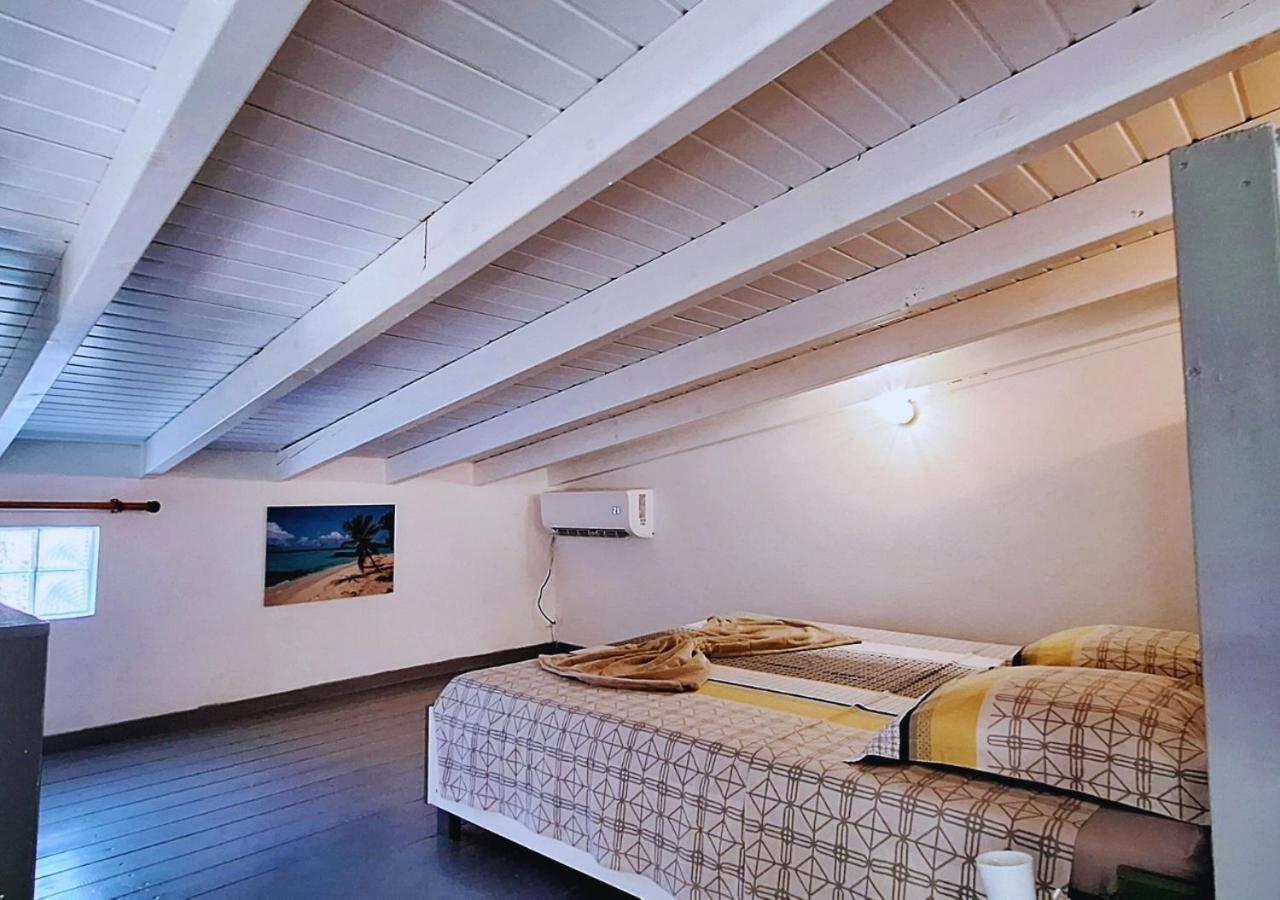 Two-Bedroom House photo 3