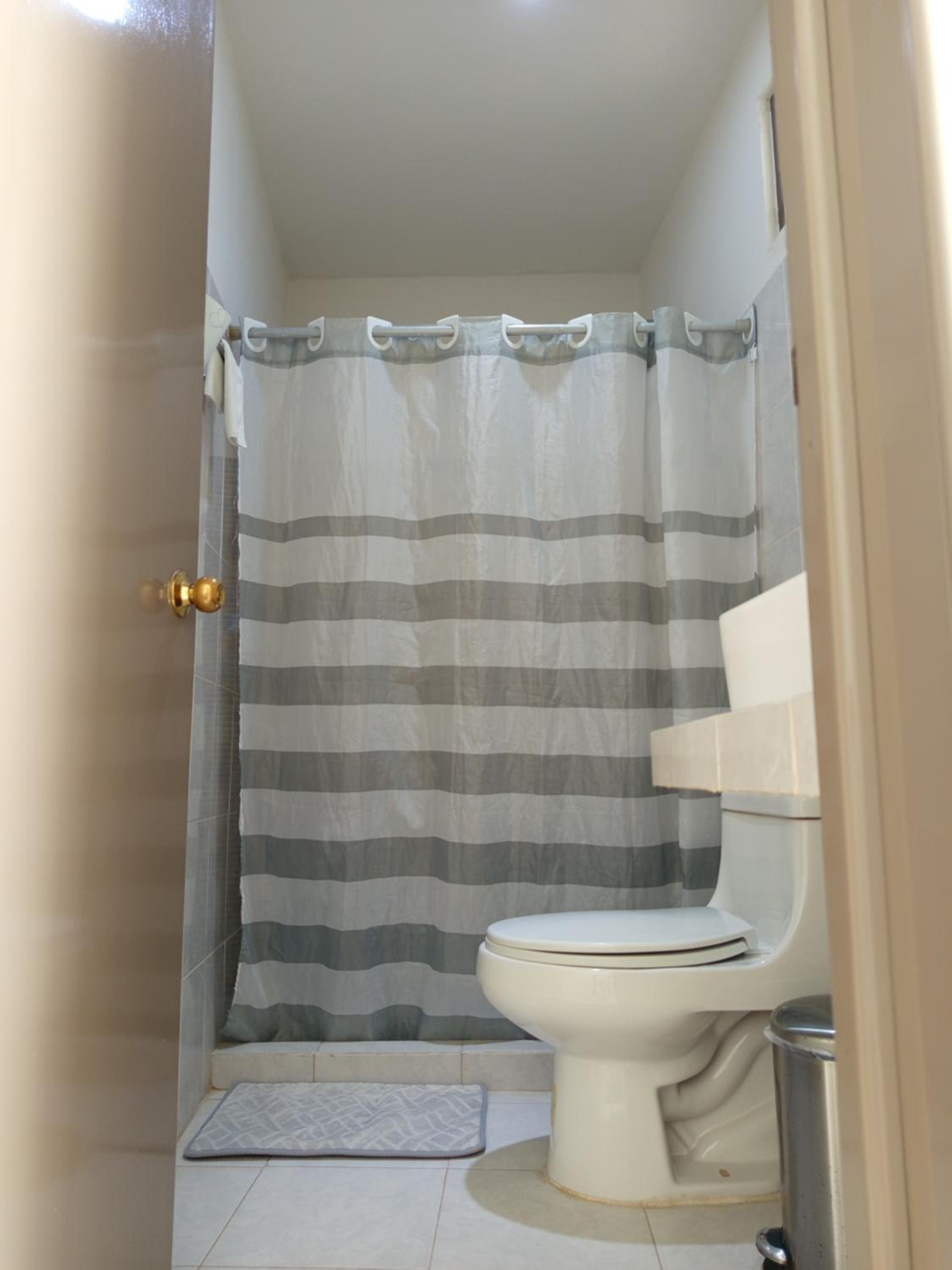 One-Bedroom Apartment - Photo 67