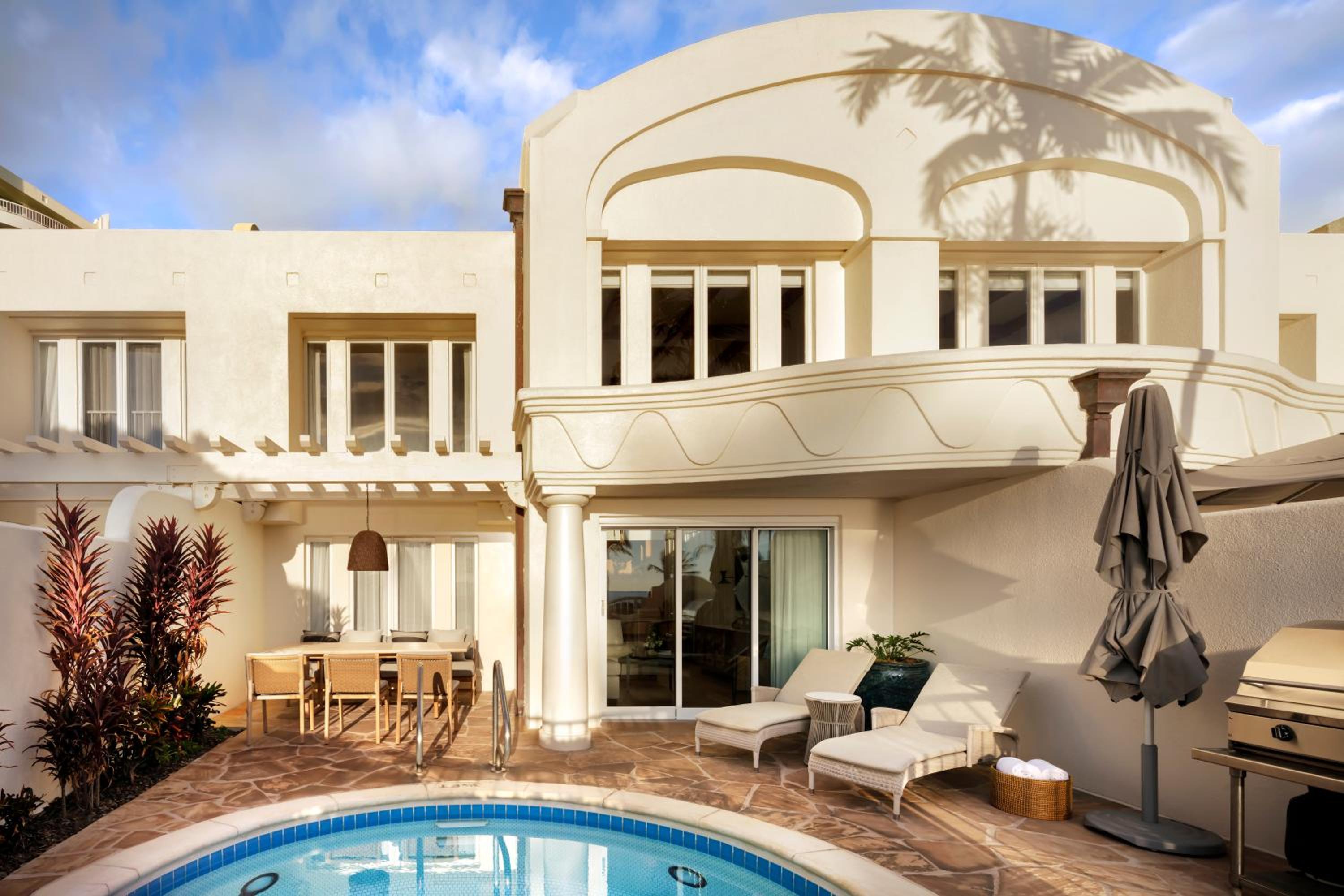 Two Bedroom Ocean Villa with Roll-In Shower - Mobility Accessible