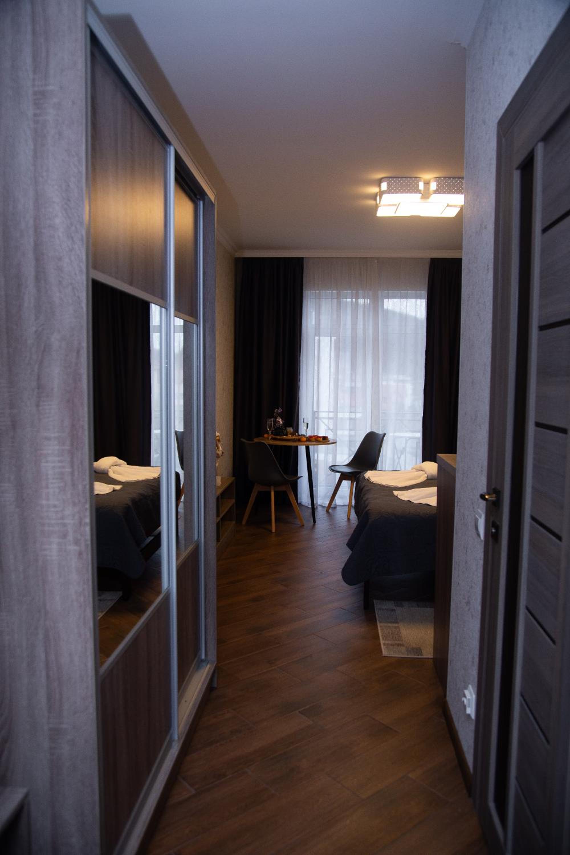 Double Room with Balcony photo 1