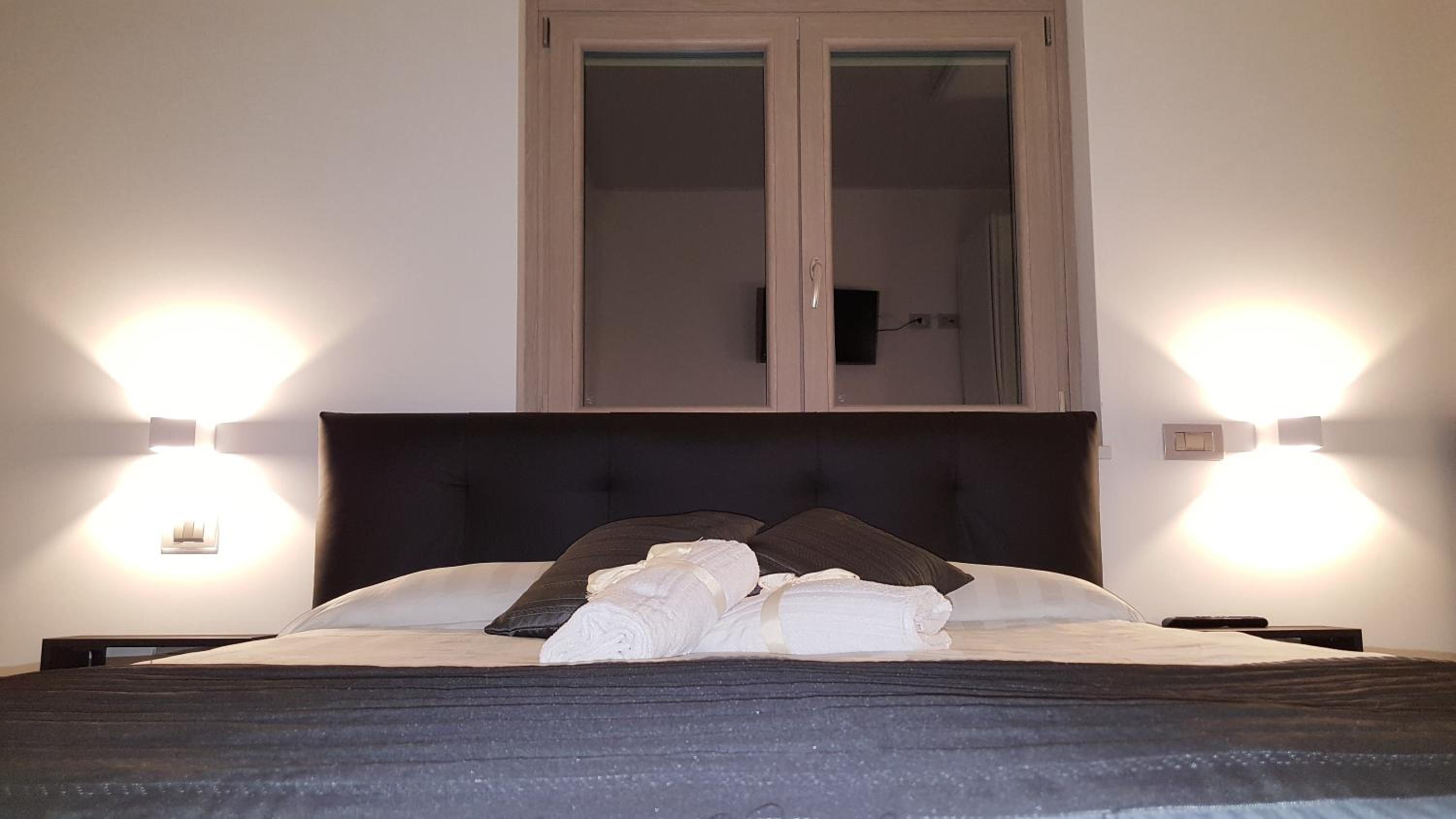 Triple Room with Private Bathroom and Balcony photo 2