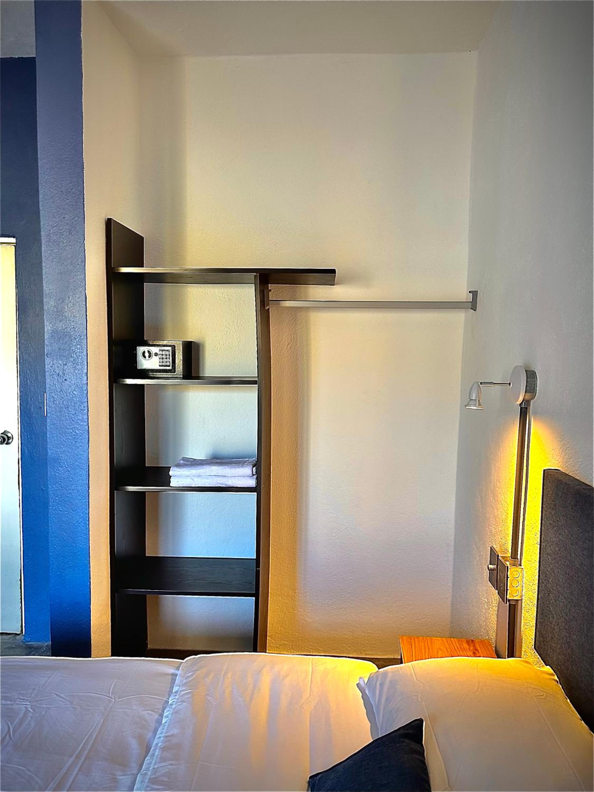Standard Double Room photo 3