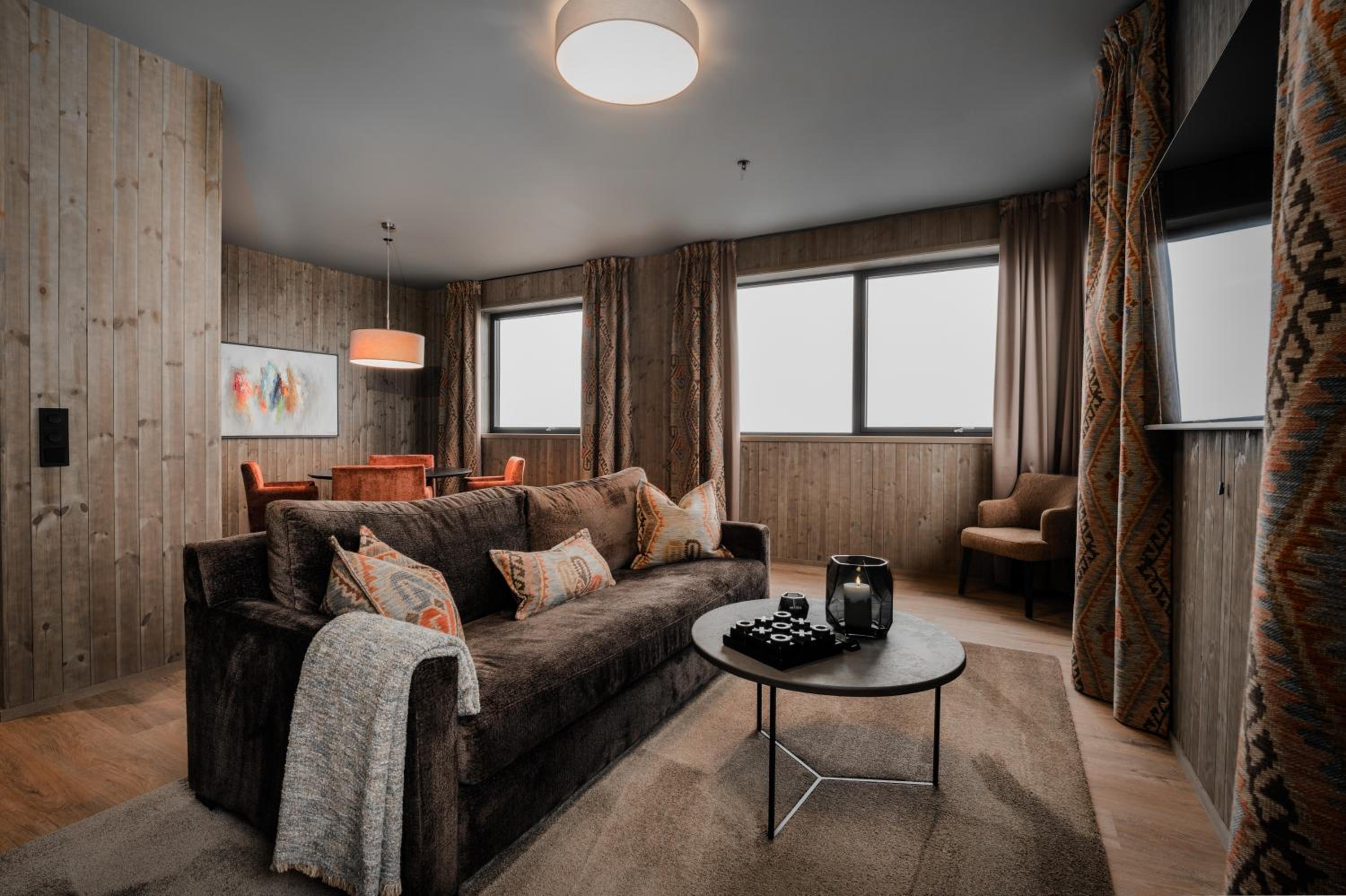 Junior Suite with Mountain View