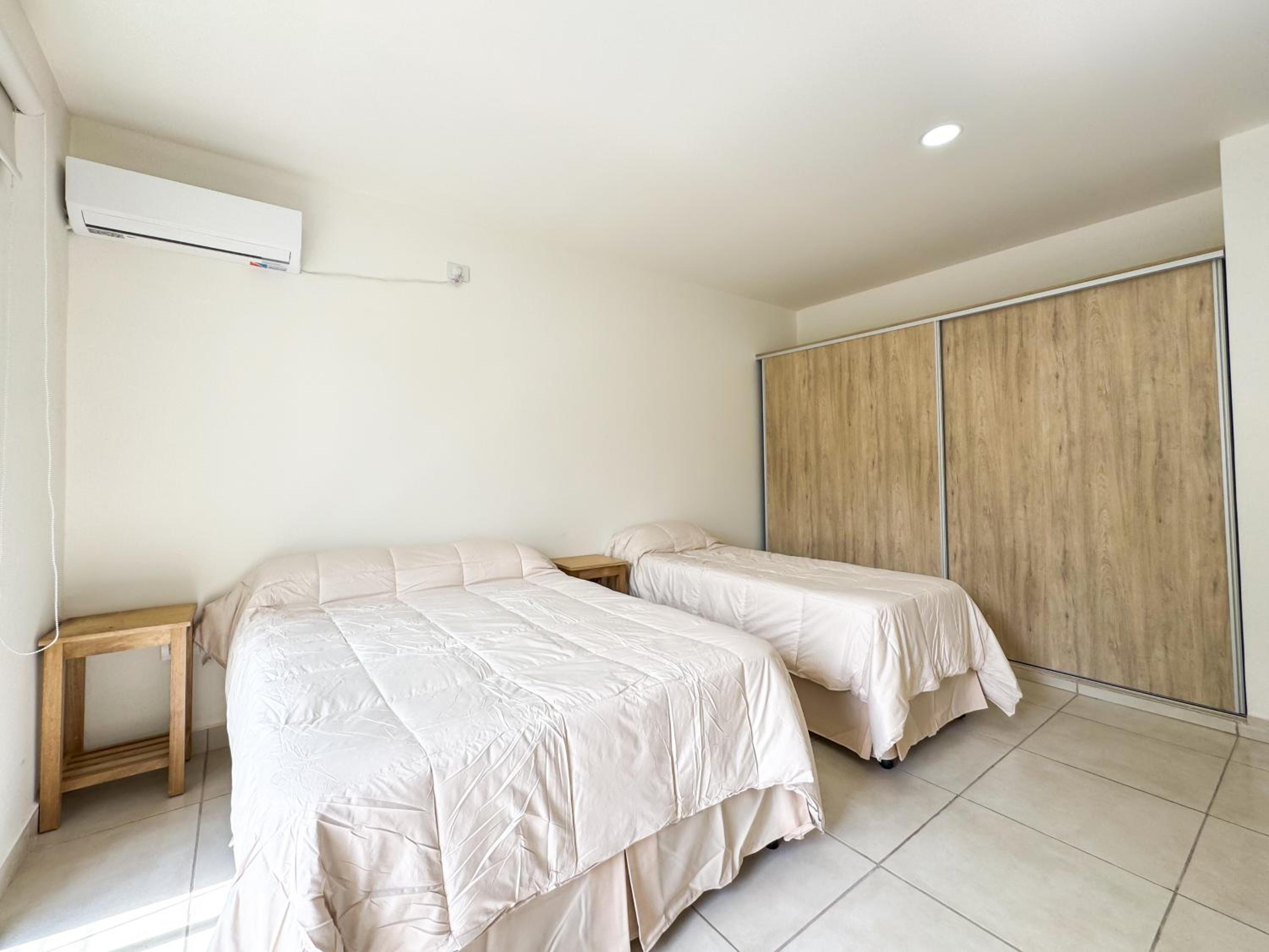 Double or Twin Room photo 2