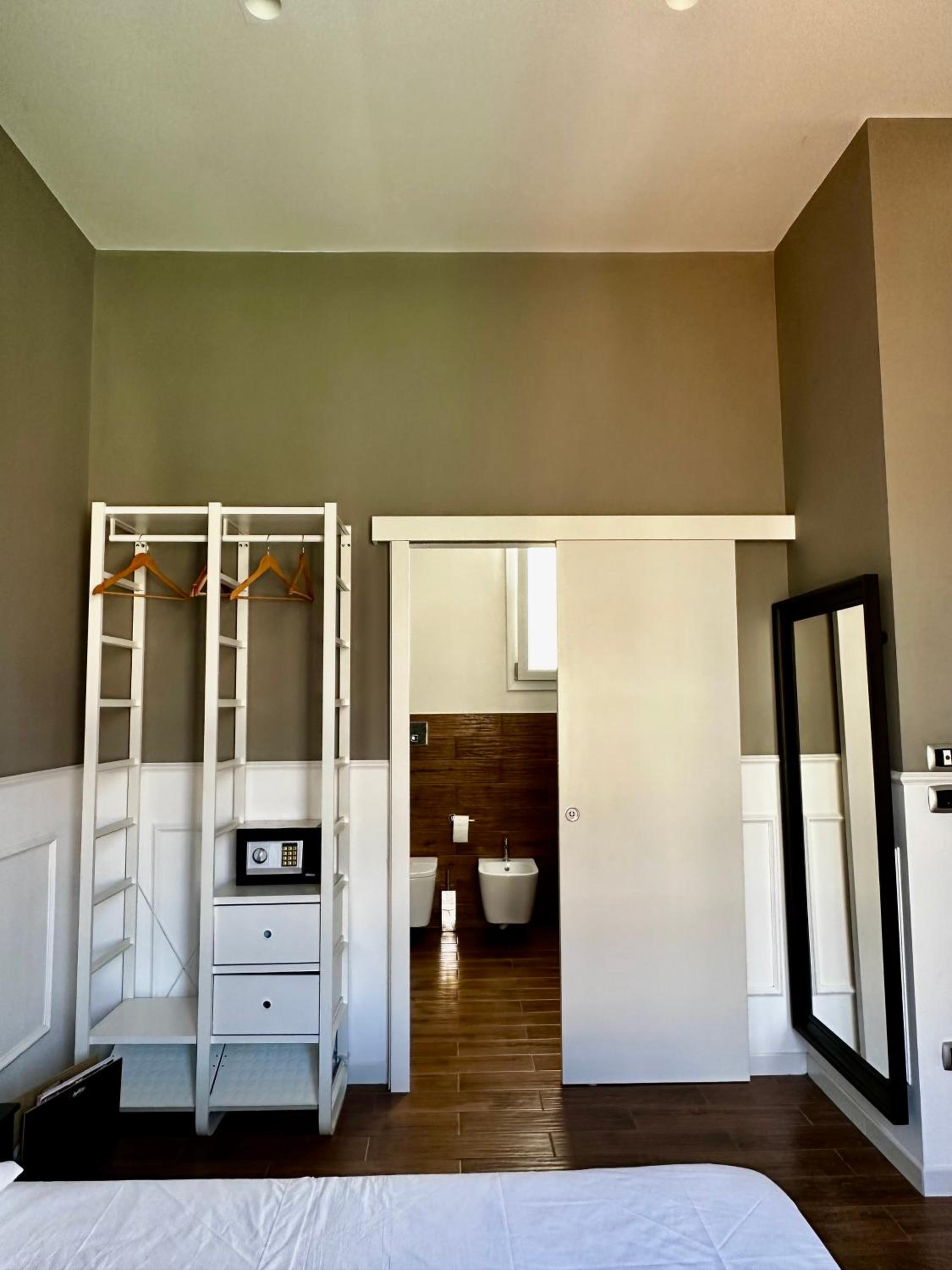 Large Double Room