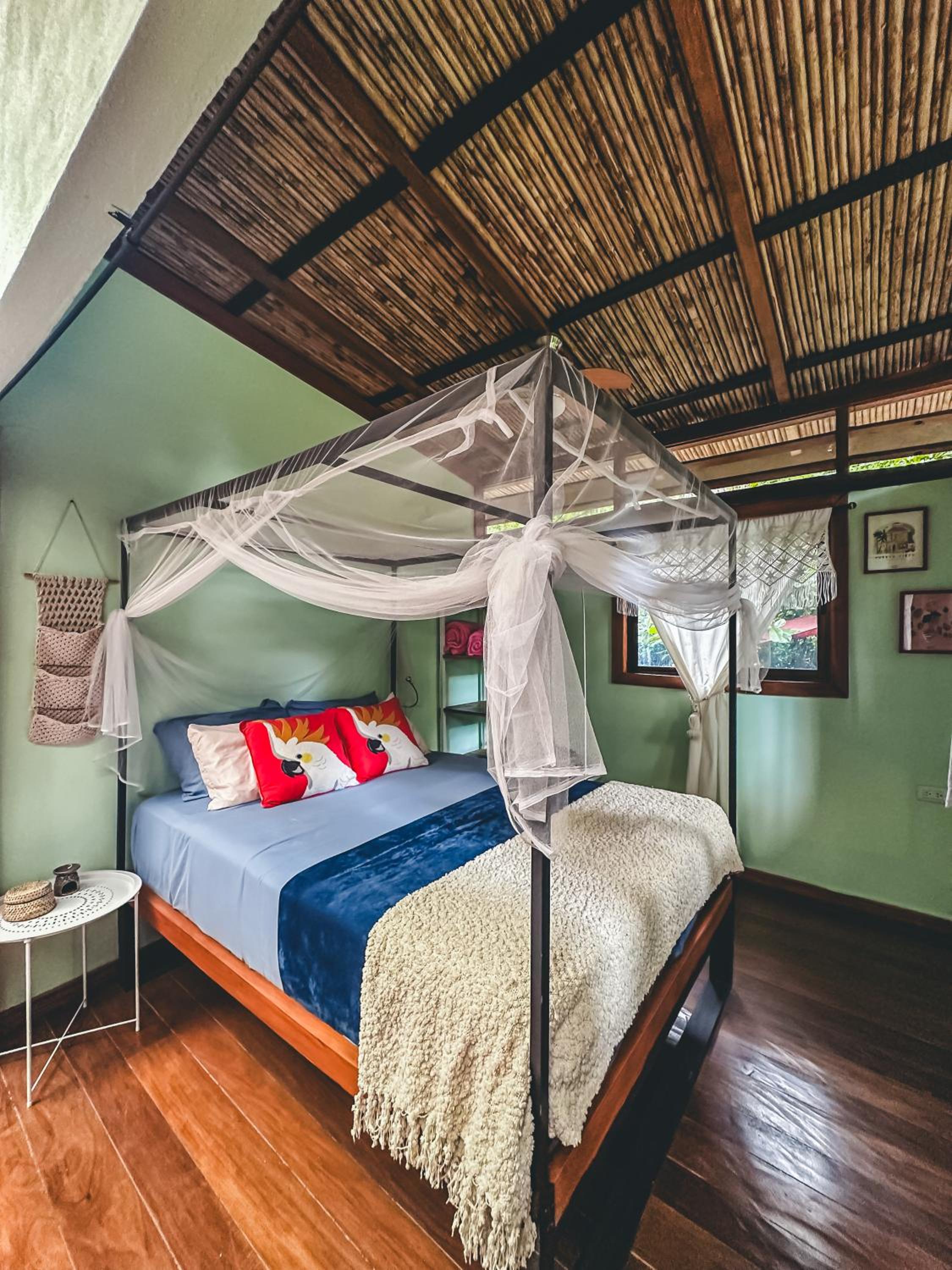 One-Bedroom Bungalow photo 1