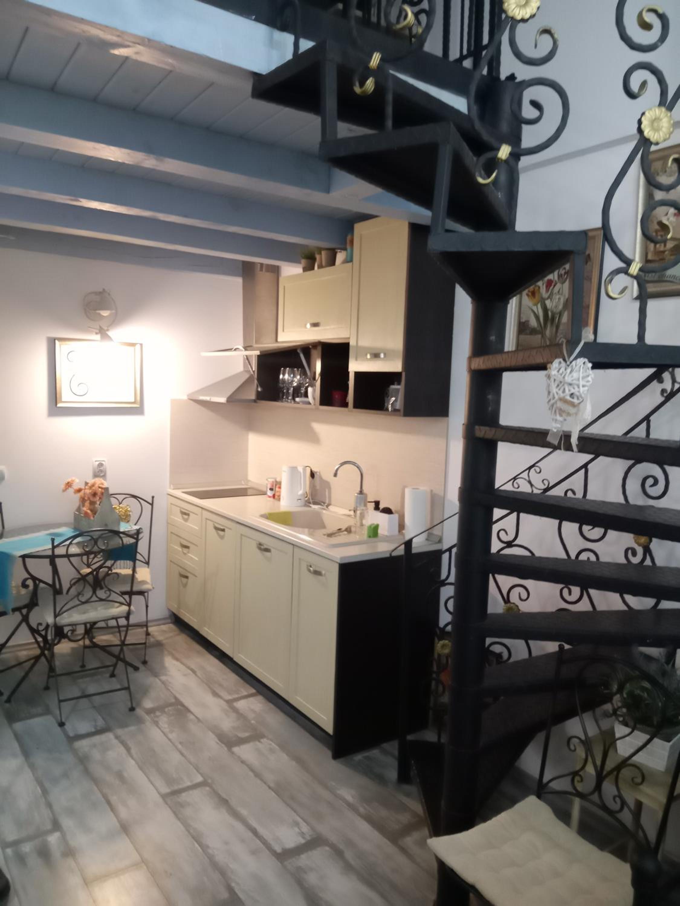 Apartment - Photo 3