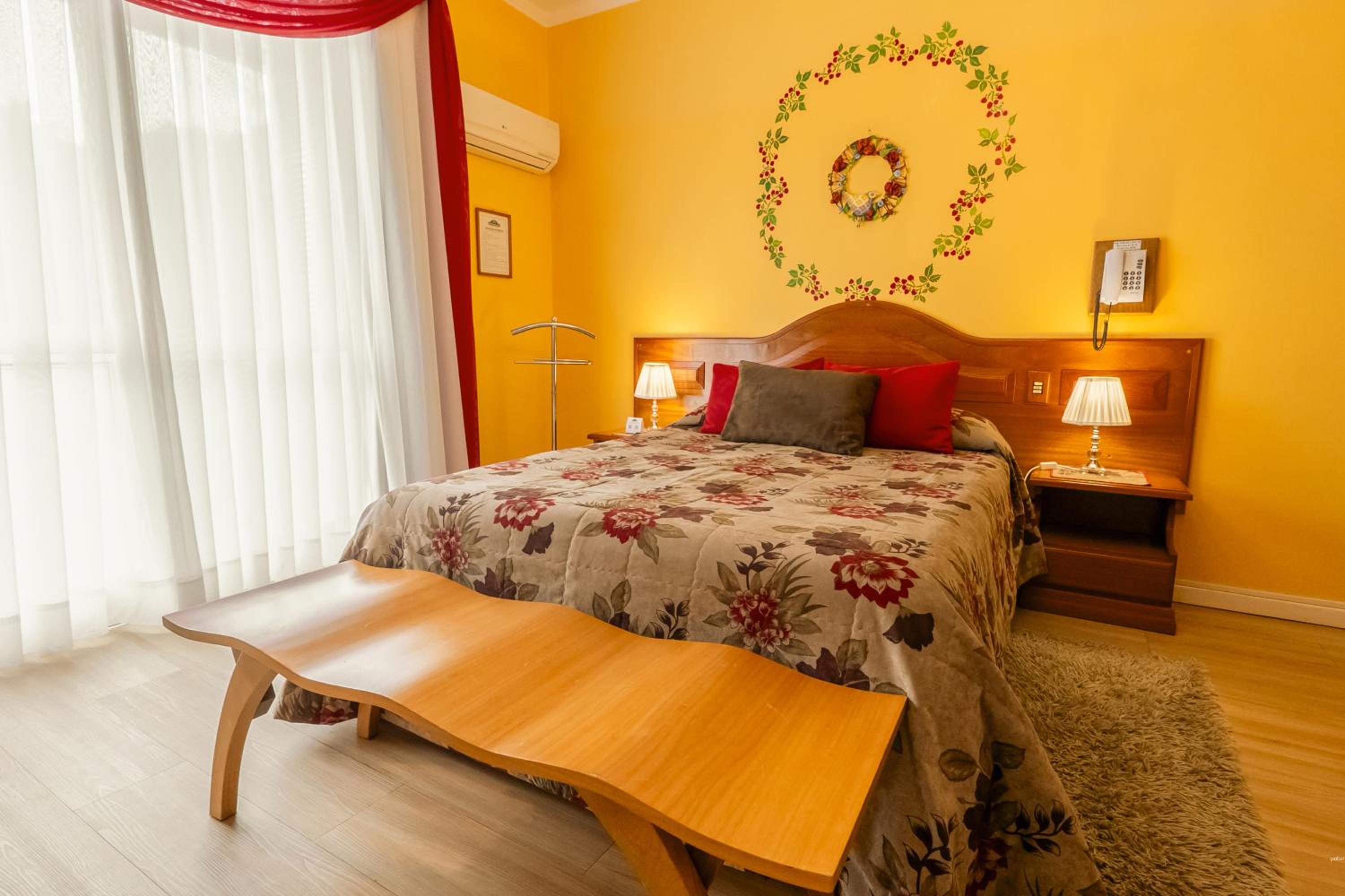Deluxe Double Room with Balcony photo 1
