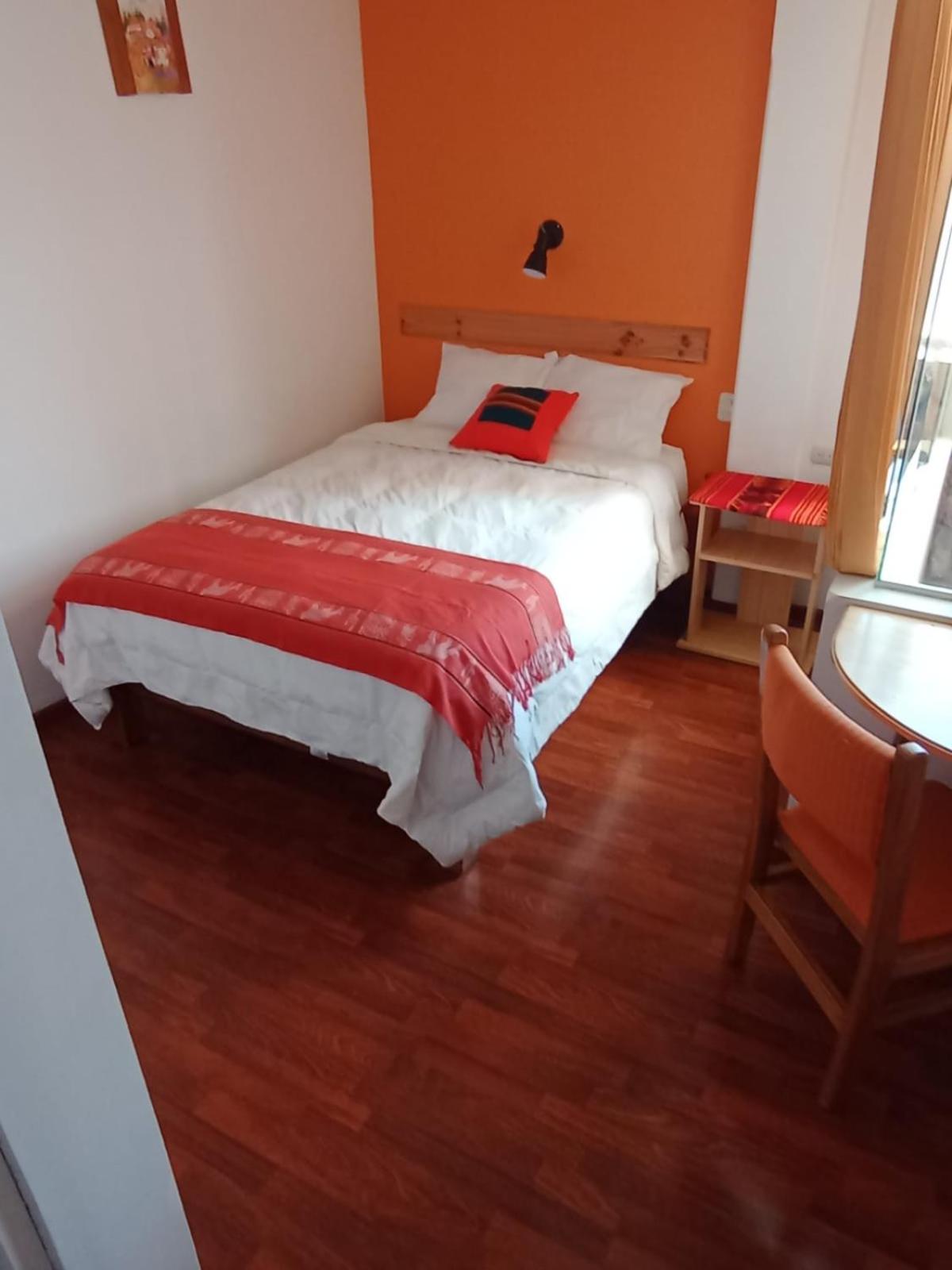 Economy Double Room photo 2