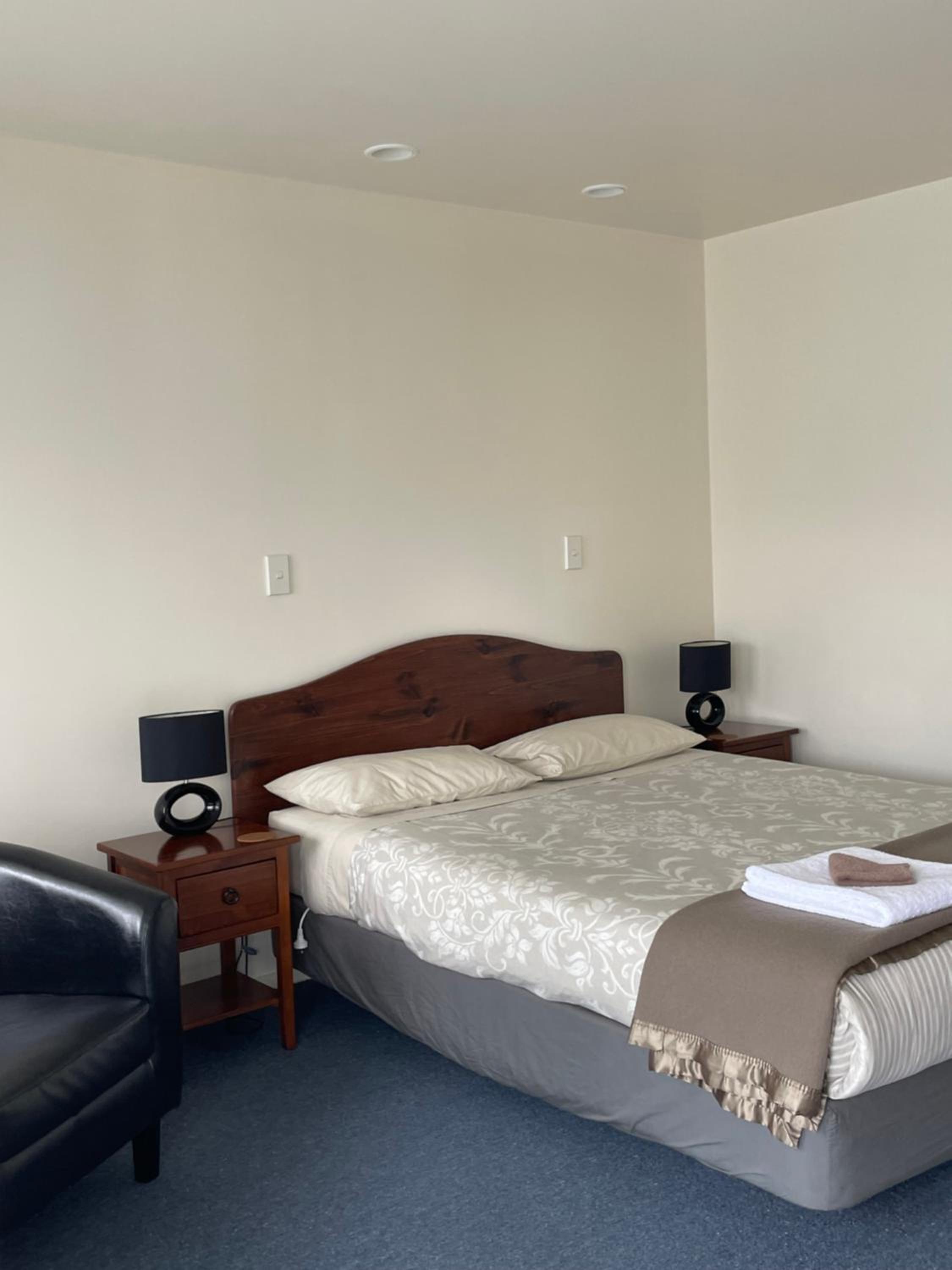 Deluxe Unit - Photo 8